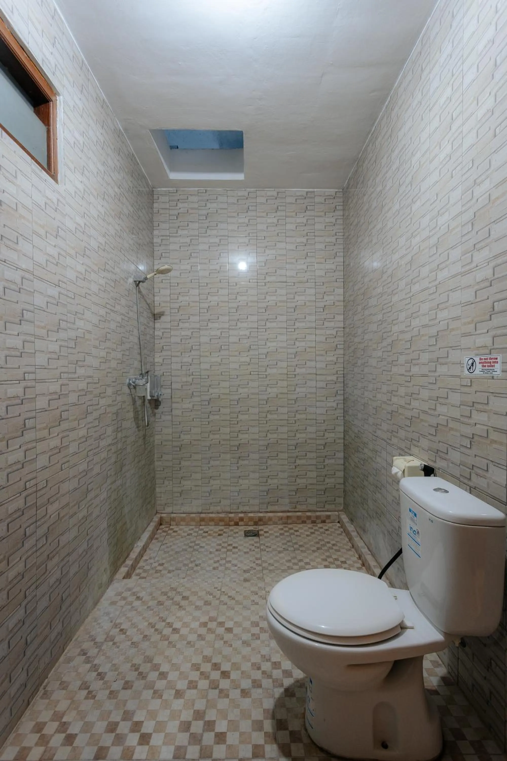 Bathroom in BUBU CANGGU Guesthouse