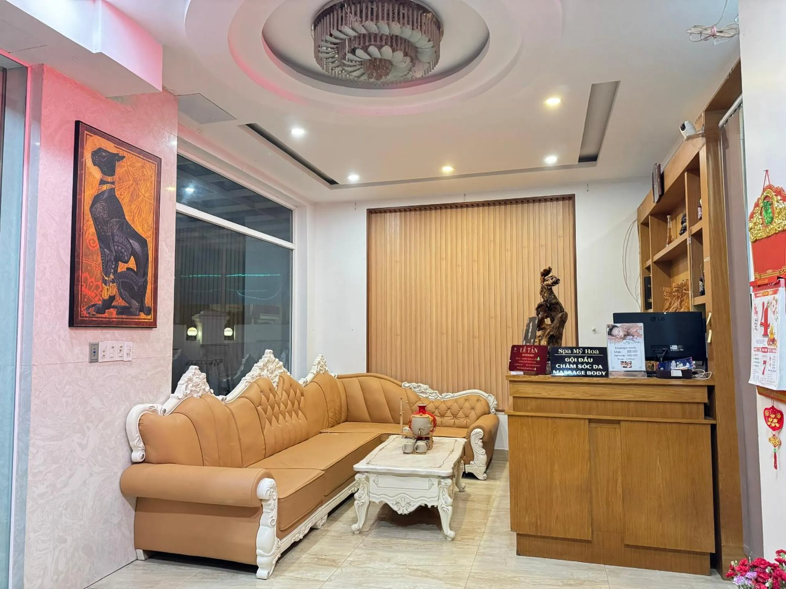 Lobby or reception in Hoàng Anh hotel