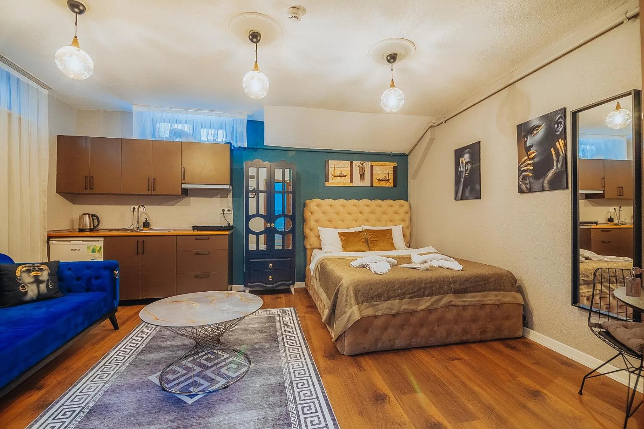 Bed in Taksim Wonder Suites