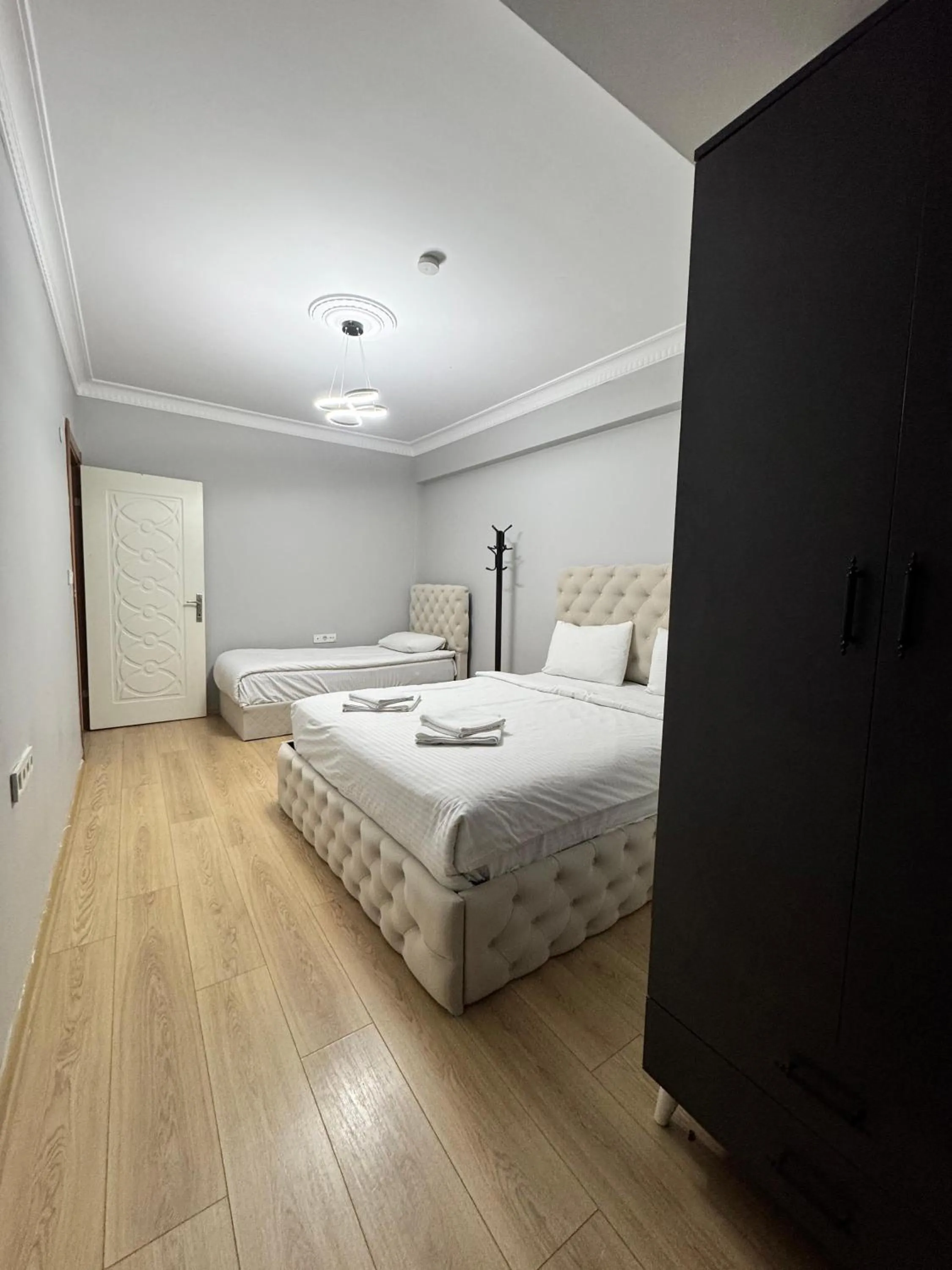 Bed in Taksim Wonder Suites