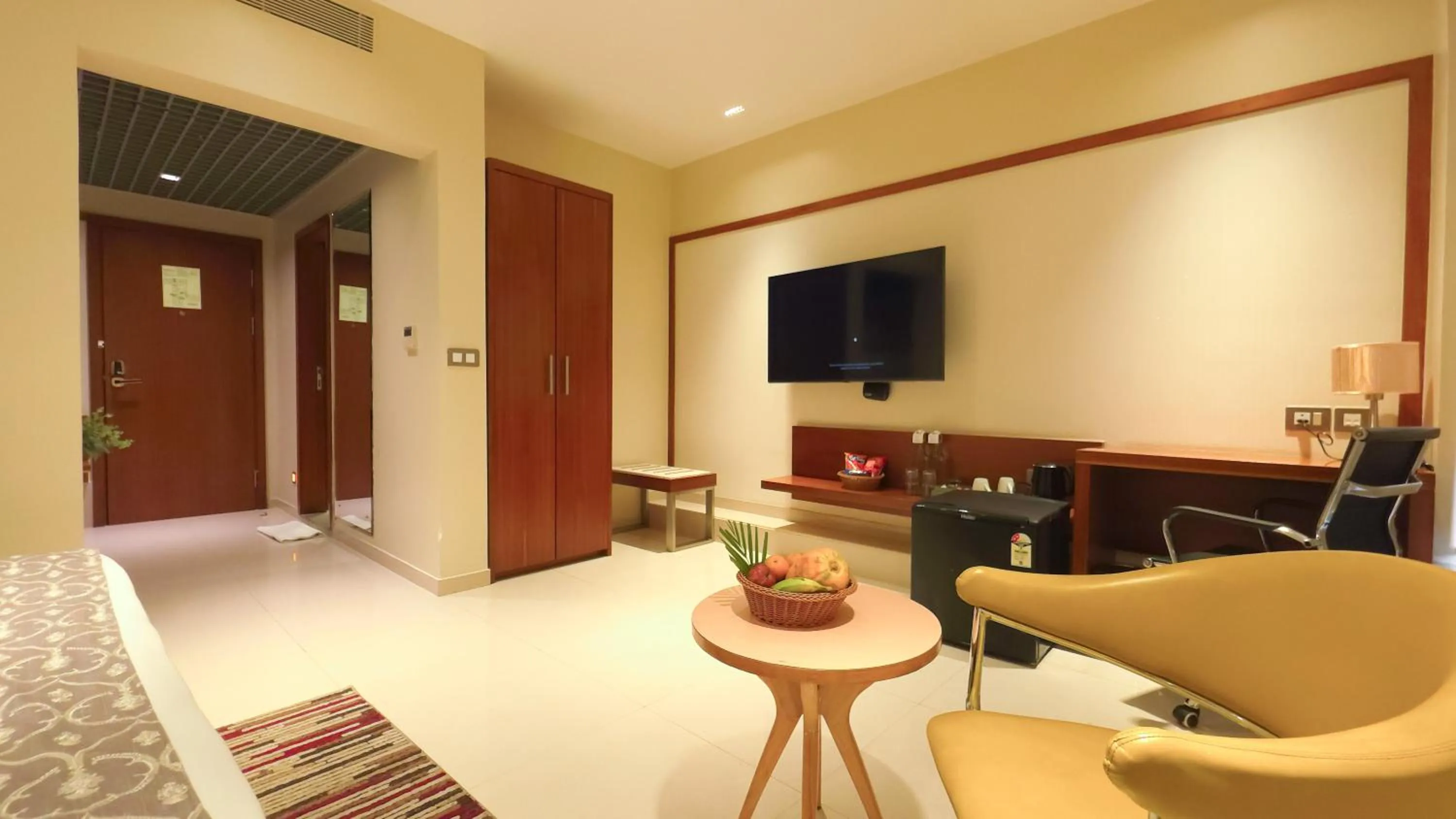 TV and multimedia in Morvee Hotels Durgapur