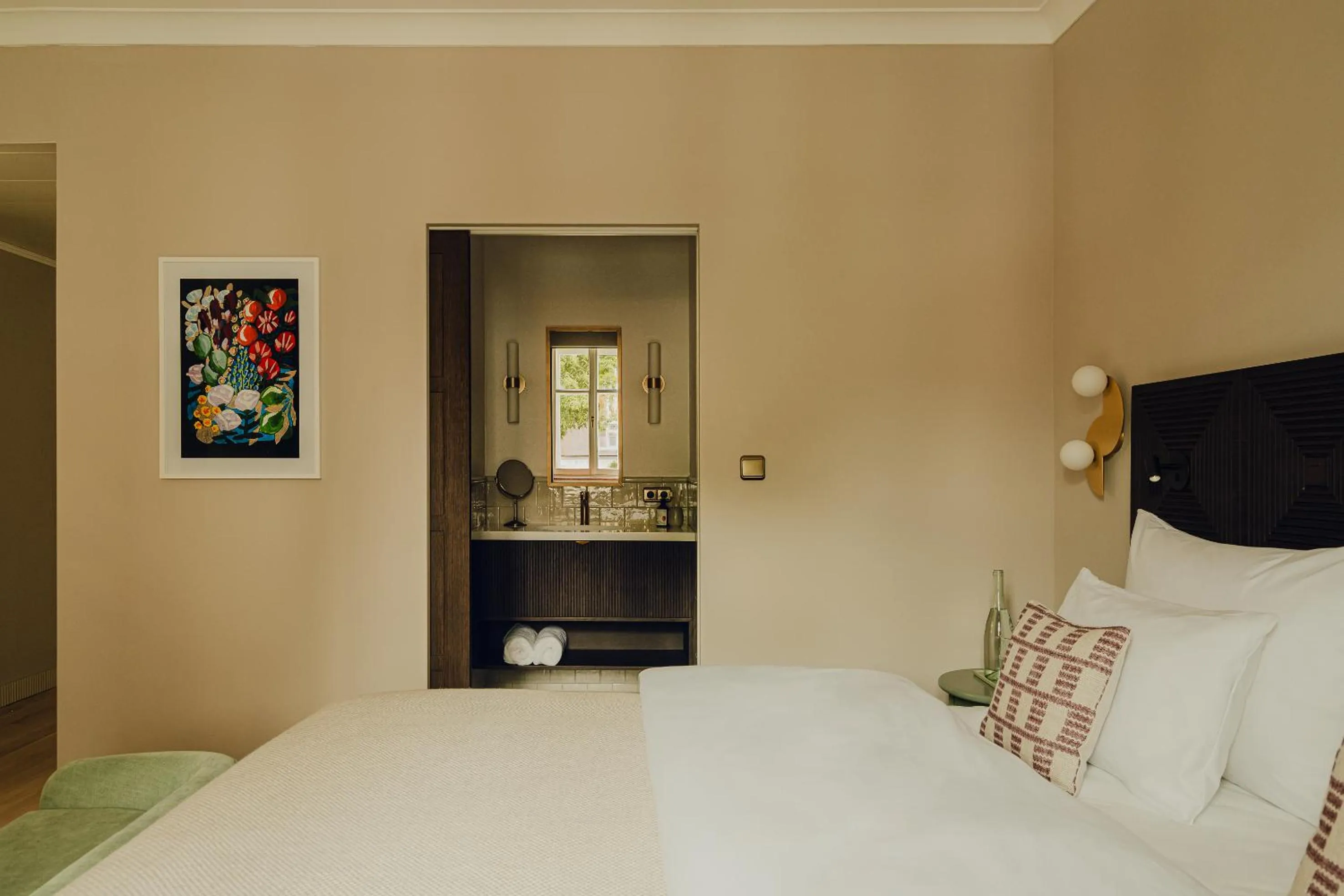 Bed in Design Hotel zum Hirschen Salzburg