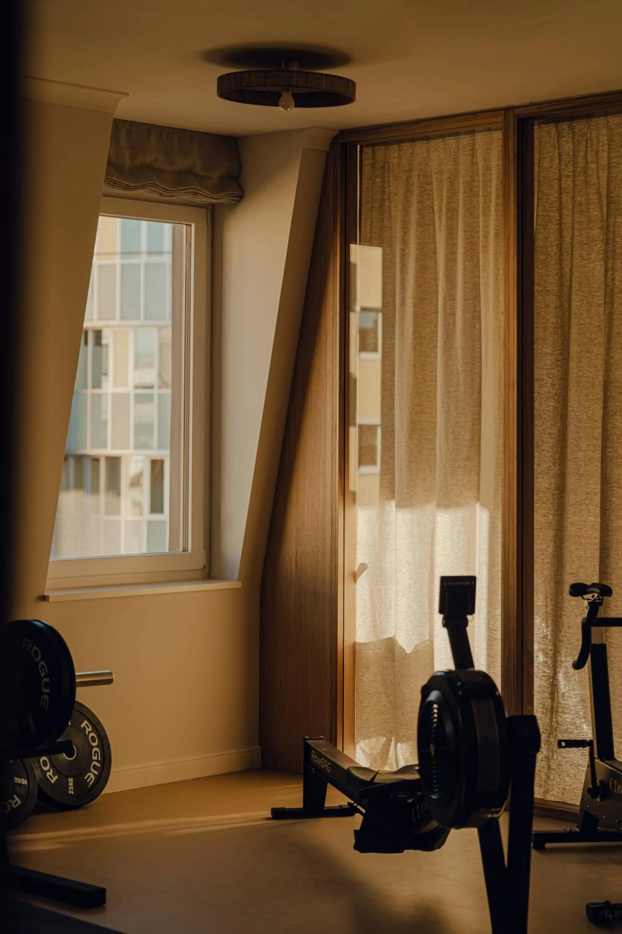 Fitness centre/facilities, Bed in Design Hotel zum Hirschen Salzburg