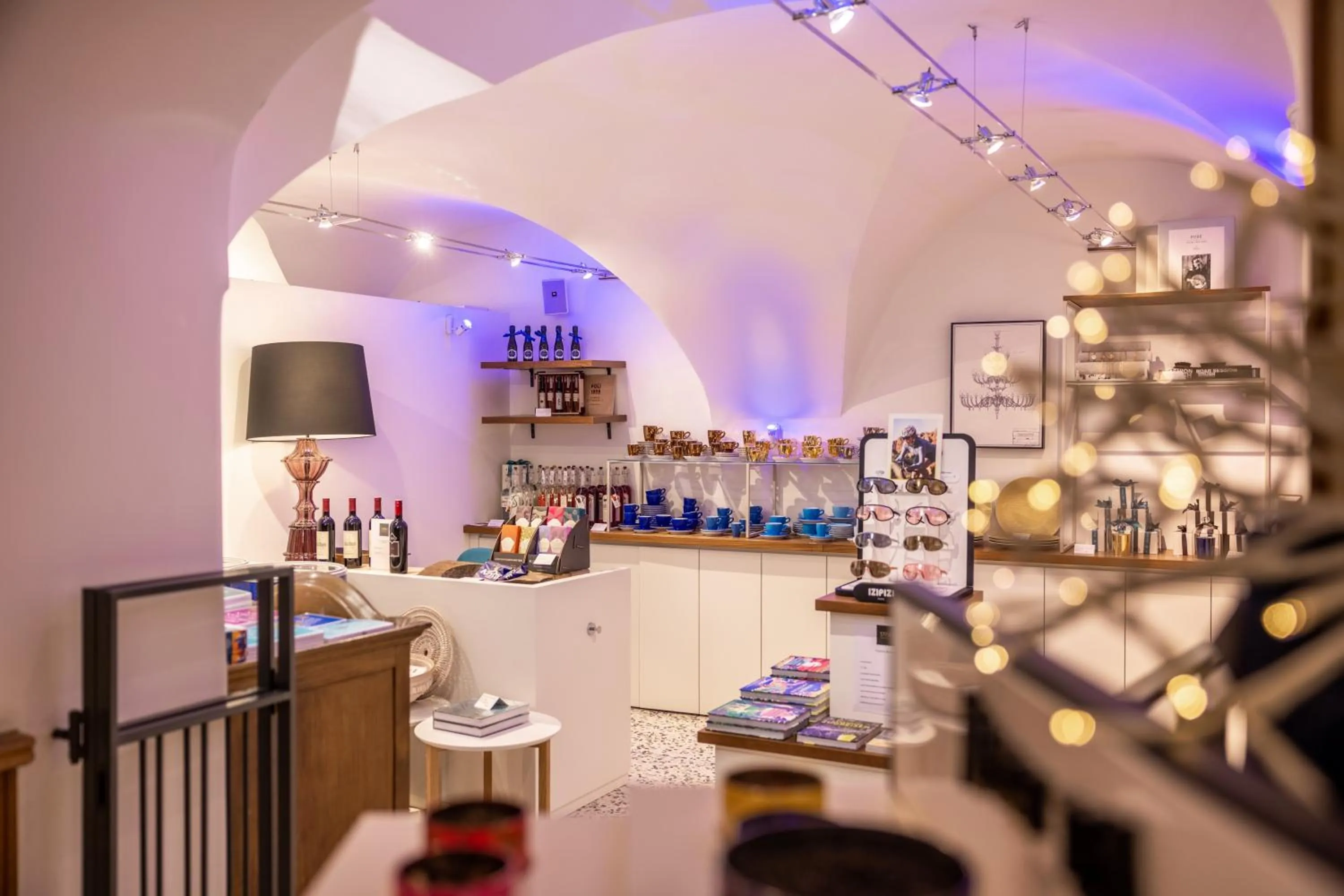 On-site shops in Hotel Stein - Adults Only