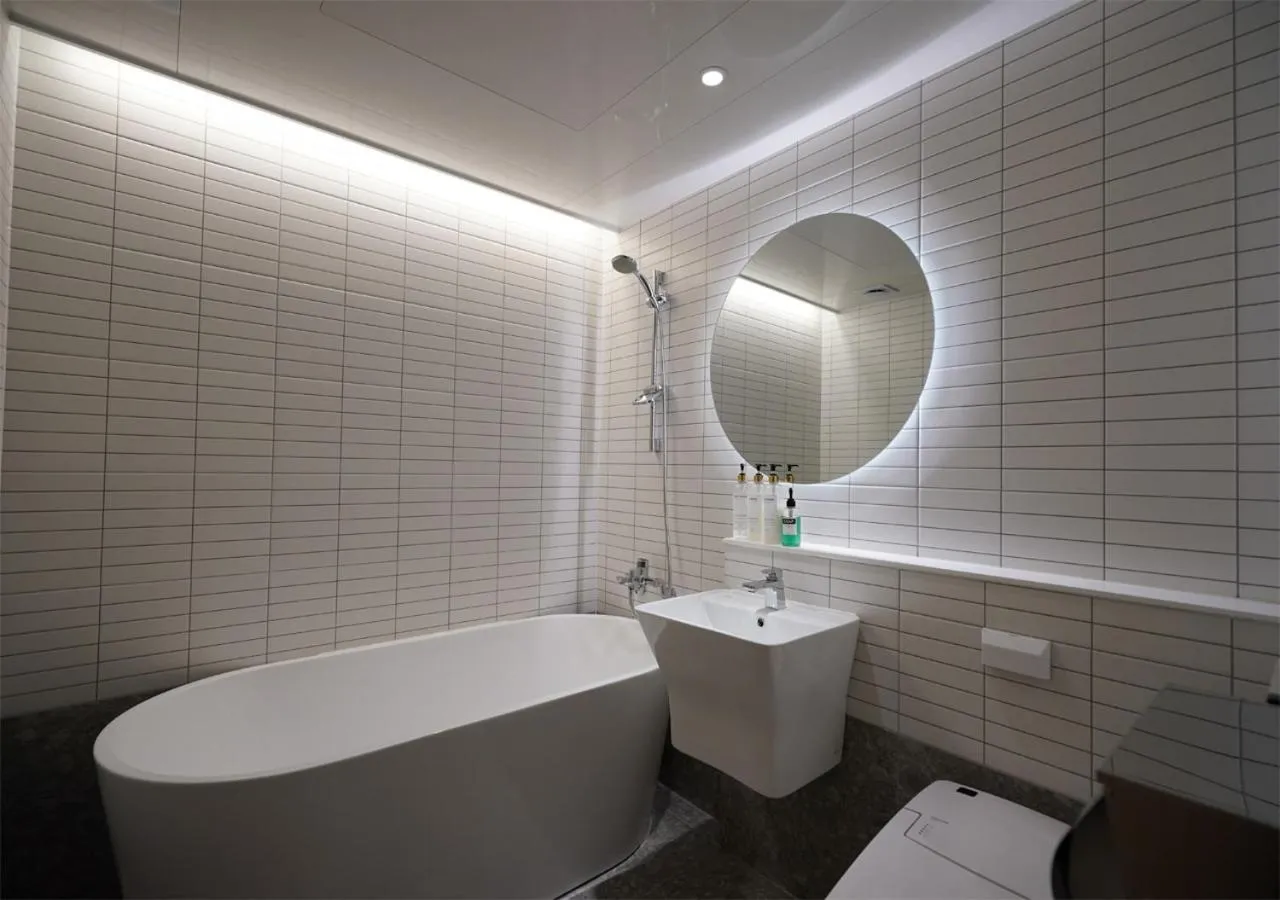 Shower in Nampo Ocean2Heaven Hotel& Spa