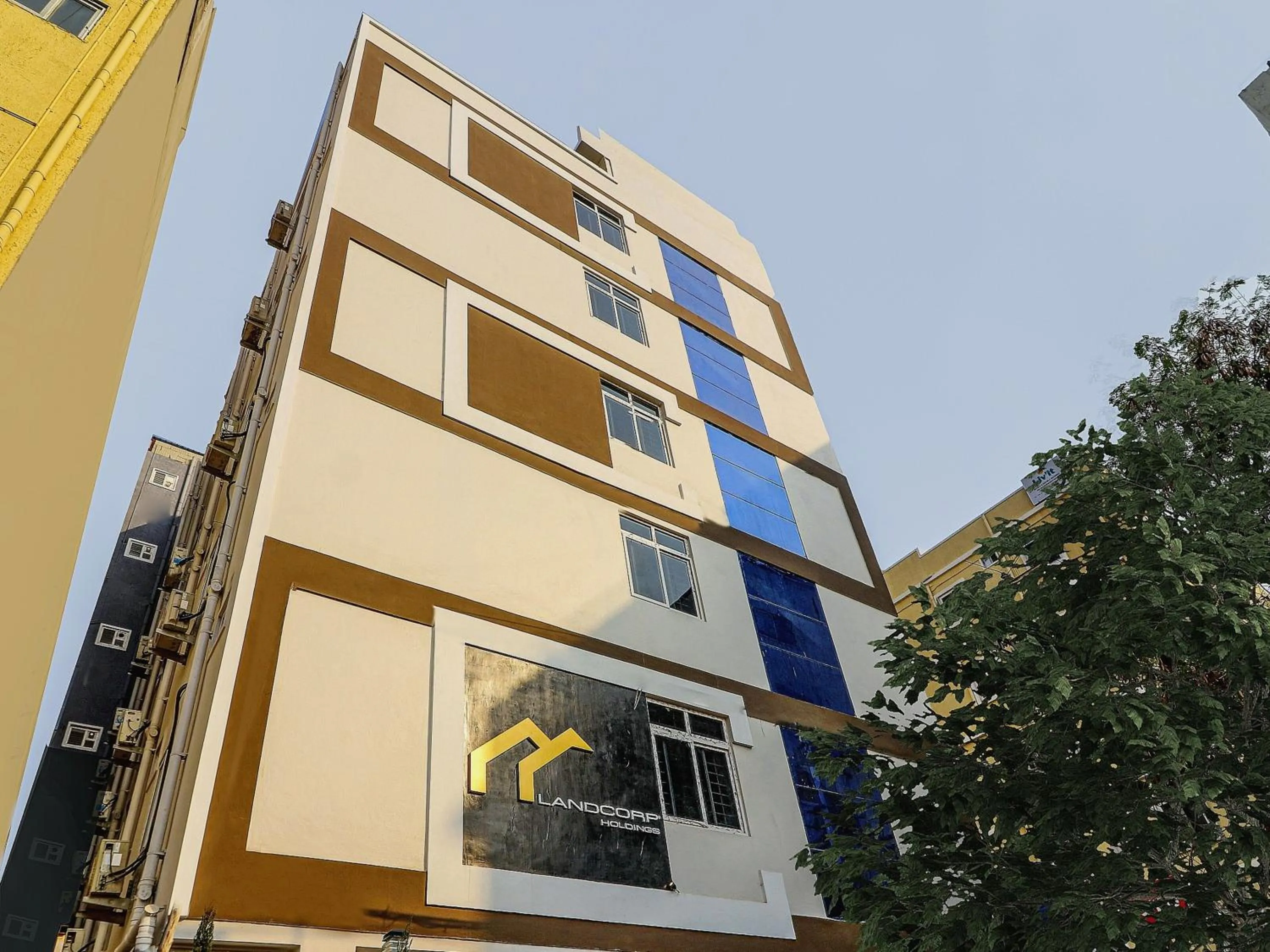 Facade/entrance in Hotel O Landcorp Hotels