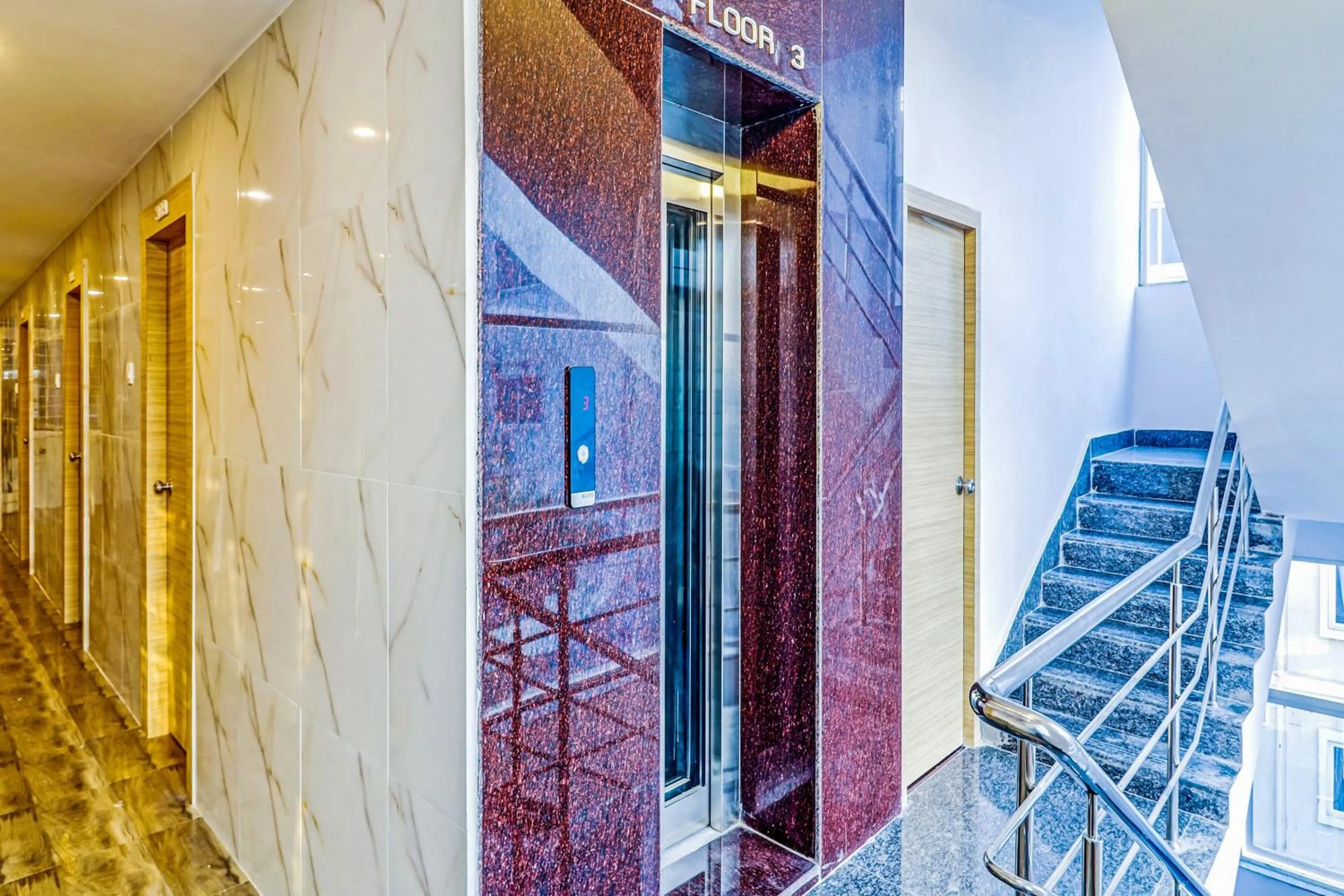 Lobby or reception in Hotel O Landcorp Hotels