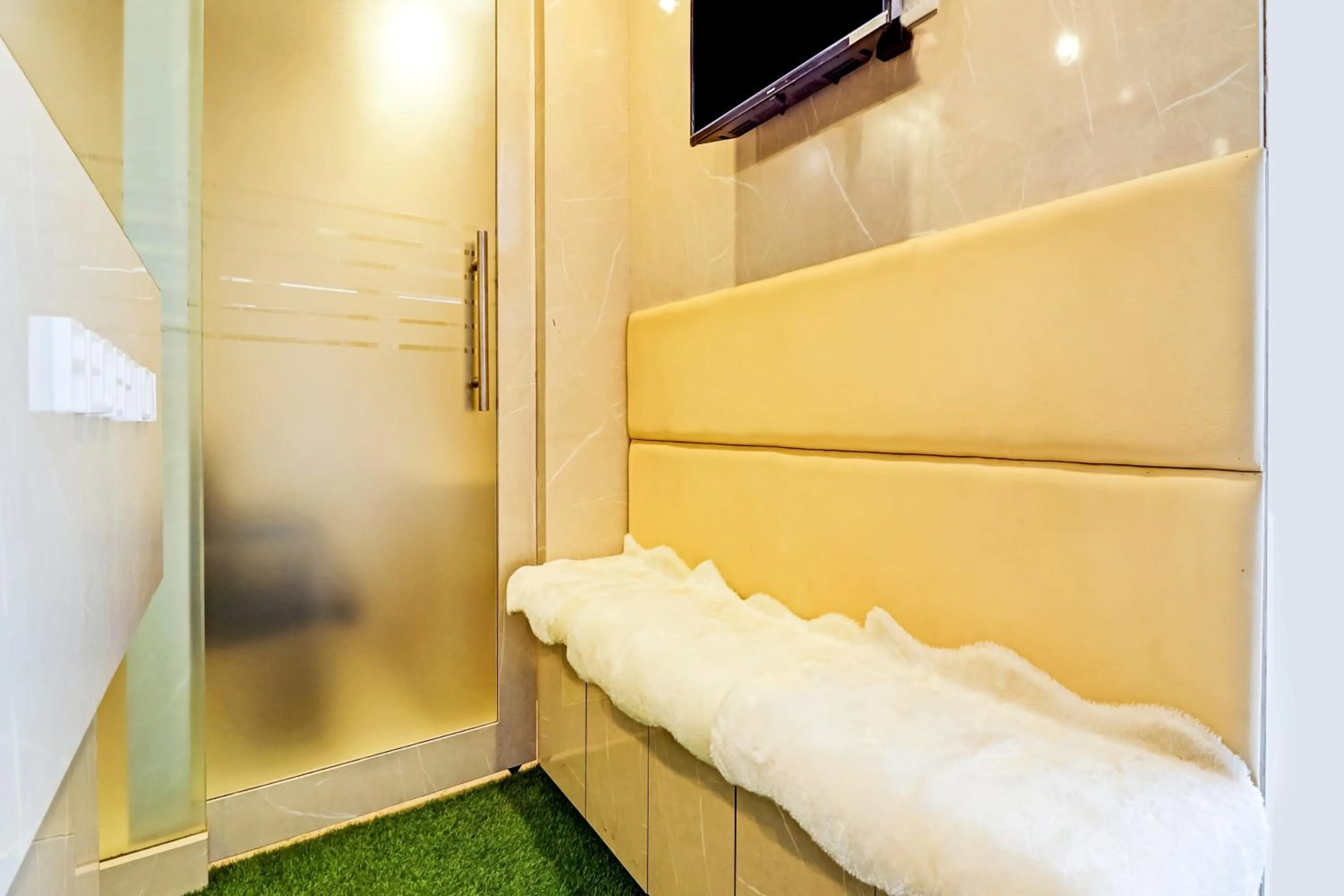 Lobby or reception in Hotel O Landcorp Hotels