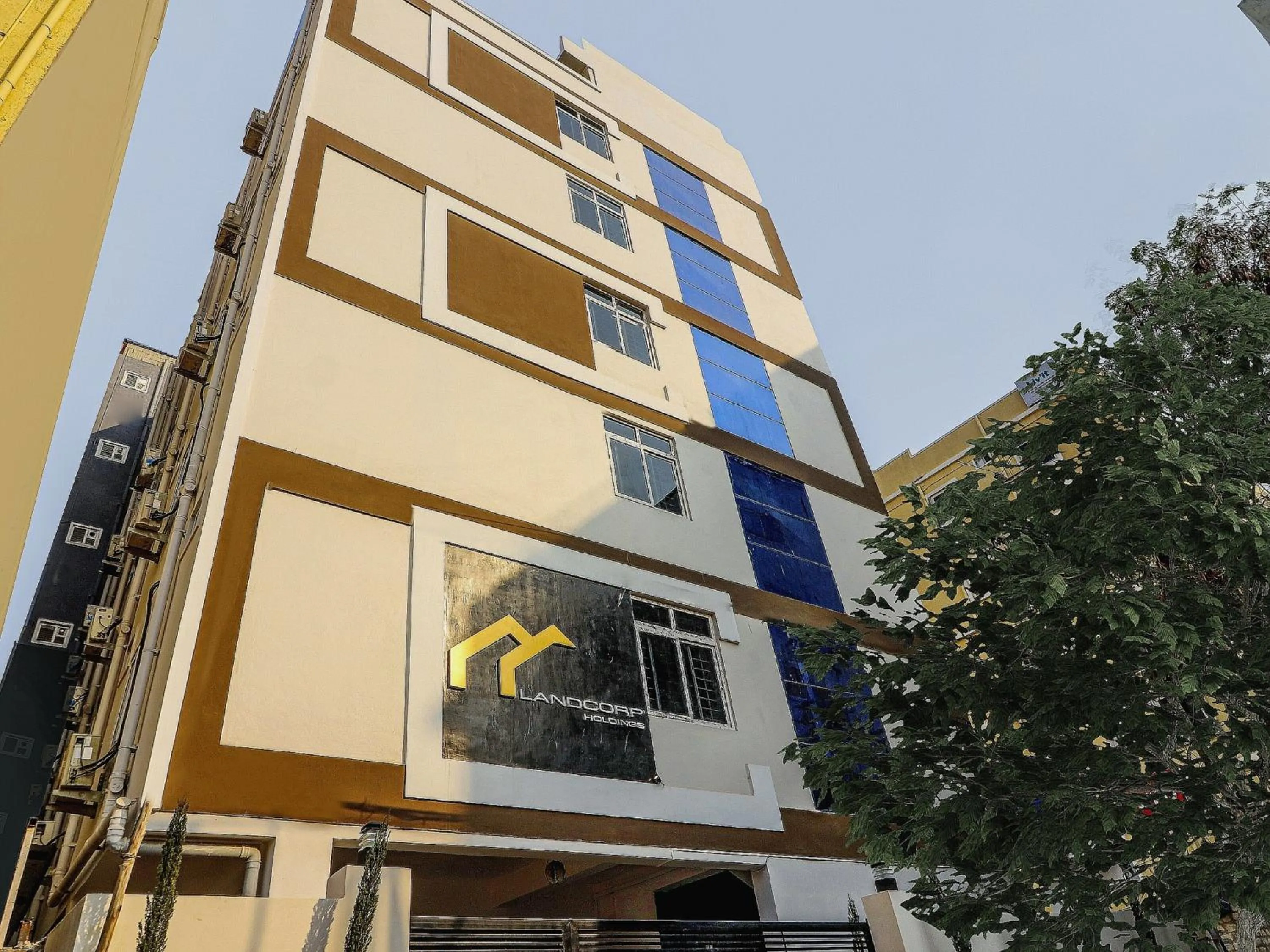 Facade/entrance in Hotel O Landcorp Hotels