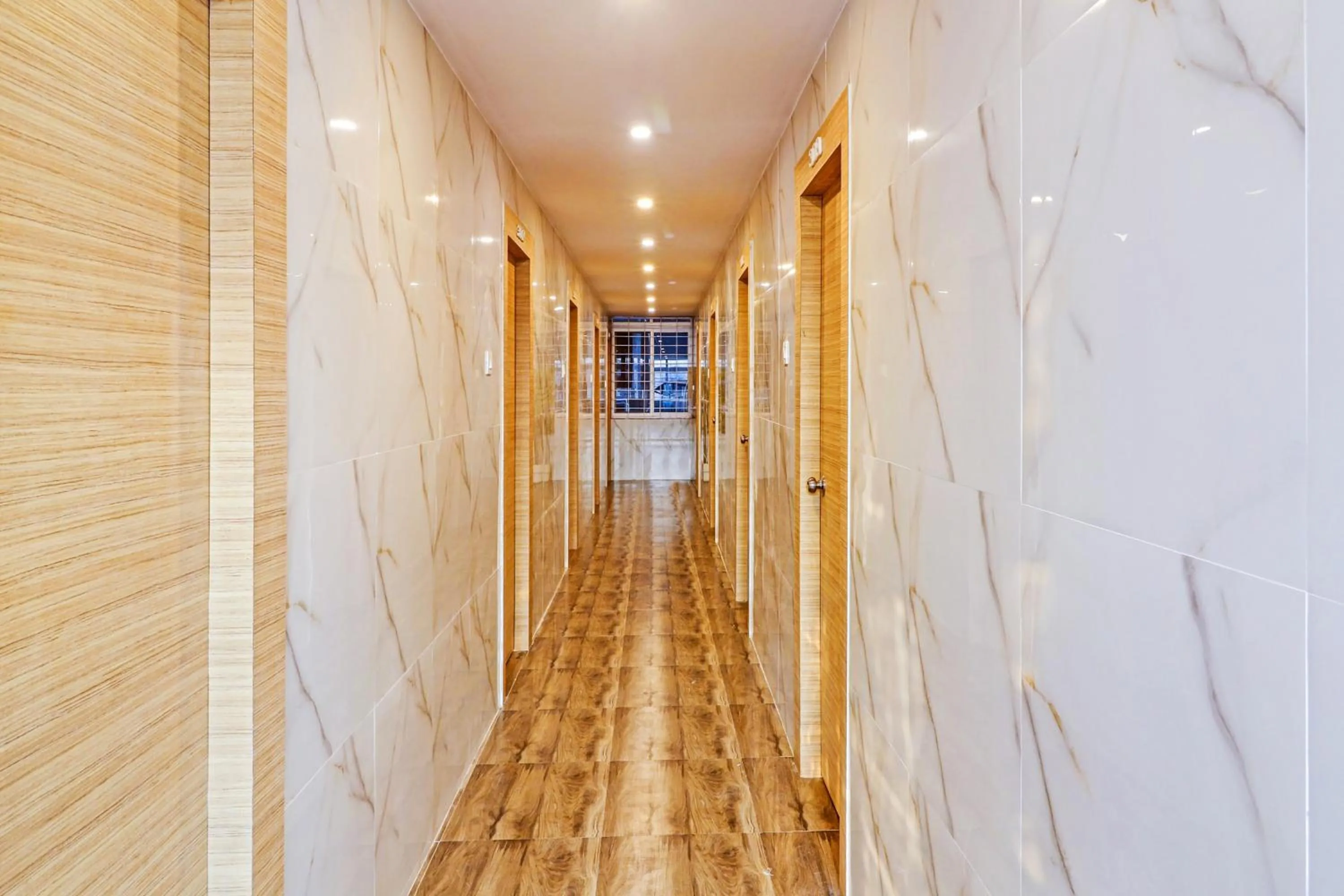 Lobby or reception in Hotel O Landcorp Hotels