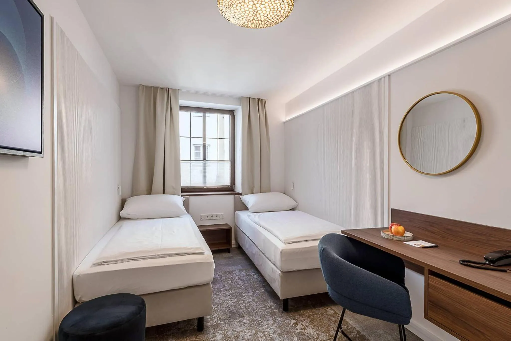 Photo of the whole room, Bed in Hotel Mondschein