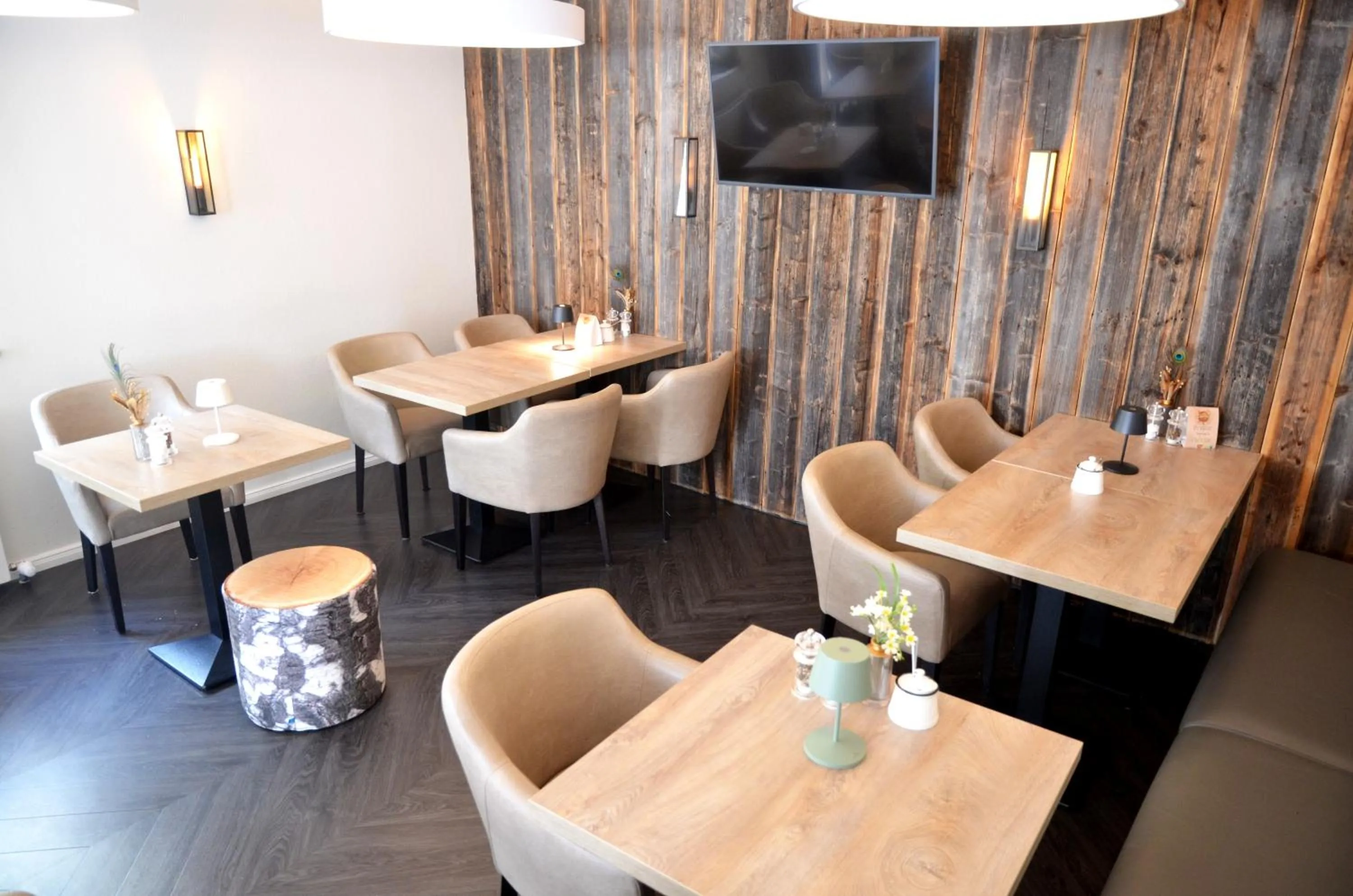 Seating area in Safranberg Hotel & Sauna