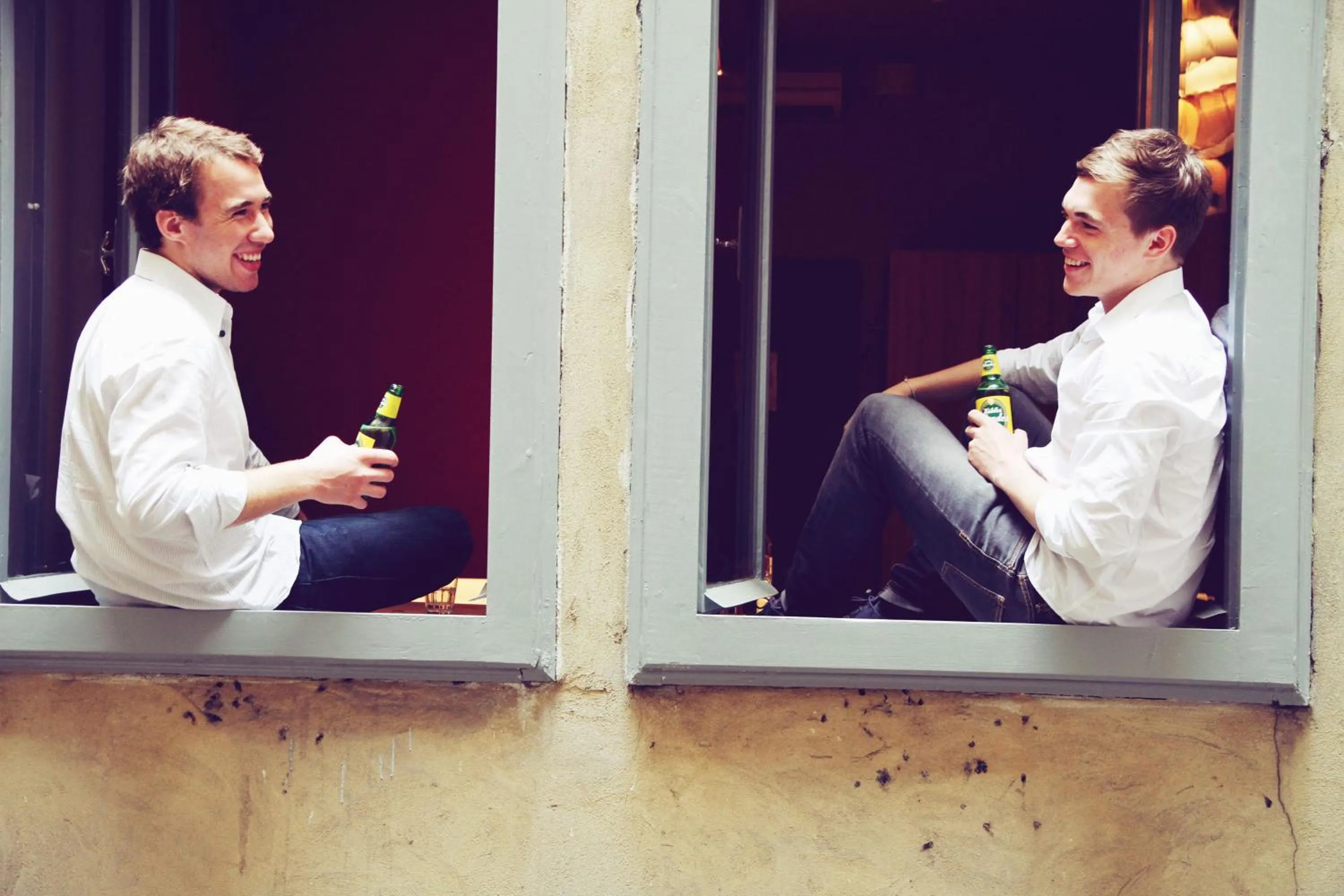 People in Saint SHERMIN bed breakfast & champagne