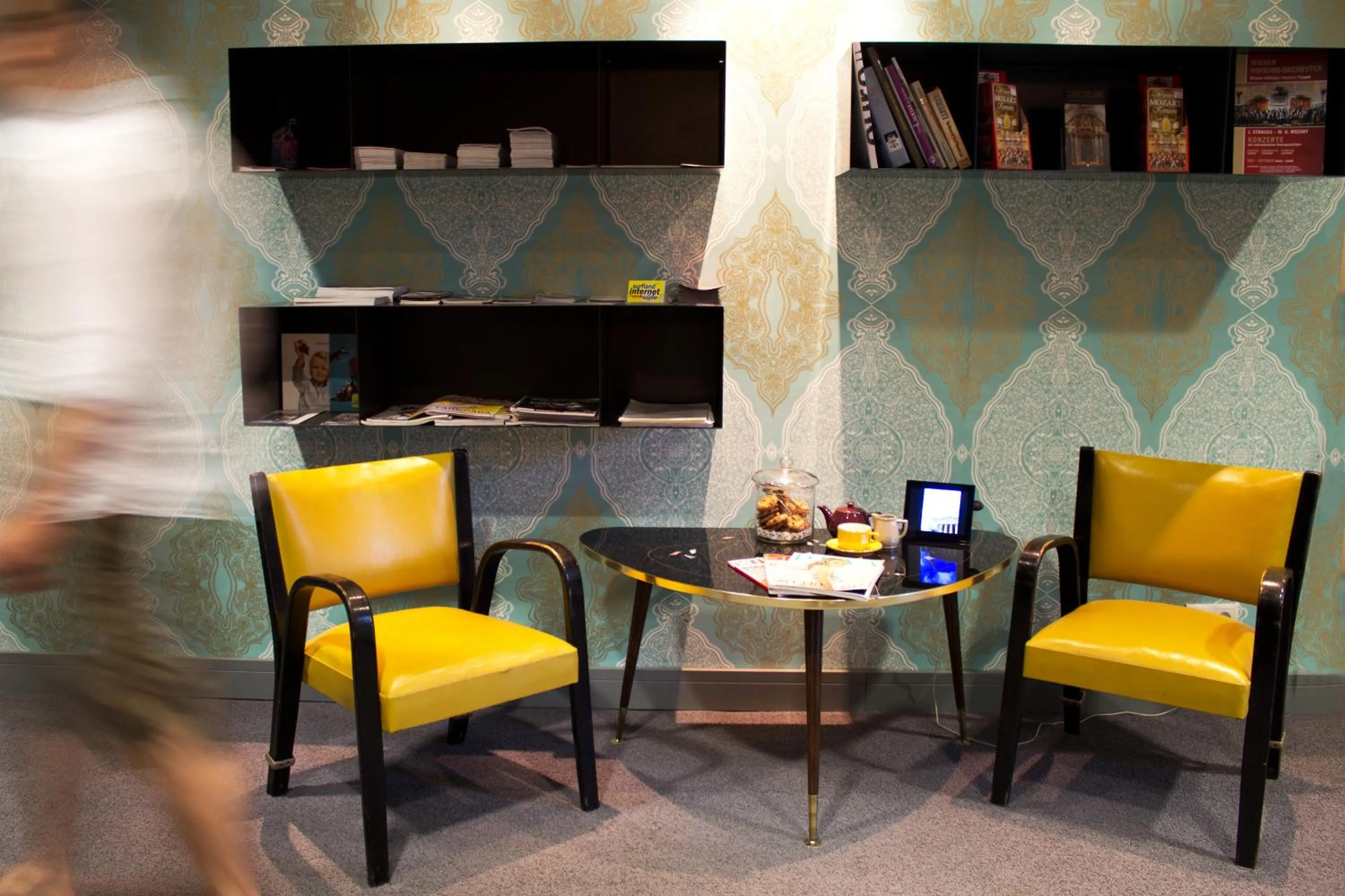 Decorative detail in Saint SHERMIN bed breakfast & champagne