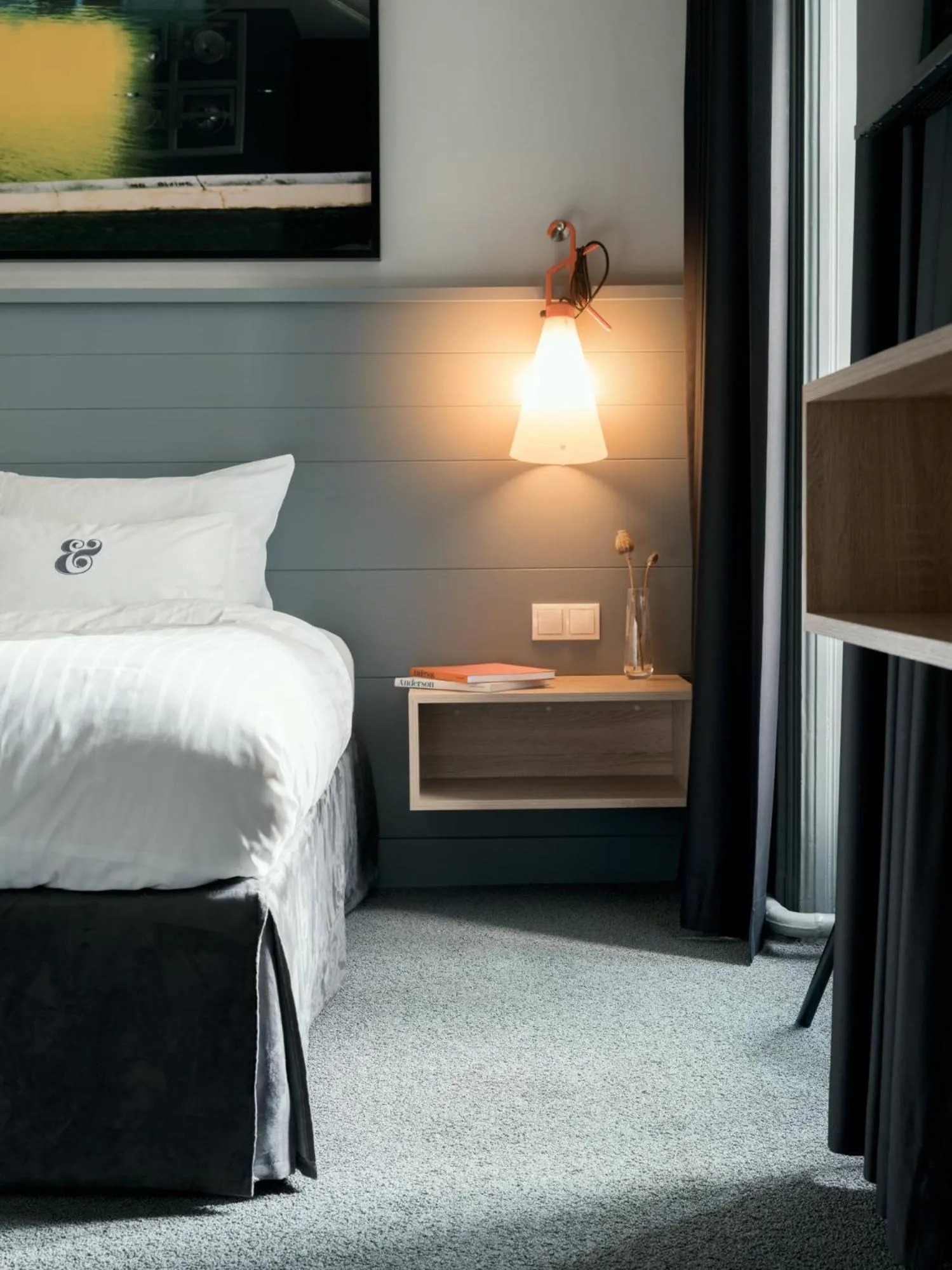 Photo of the whole room, Bed in Saint SHERMIN bed breakfast & champagne