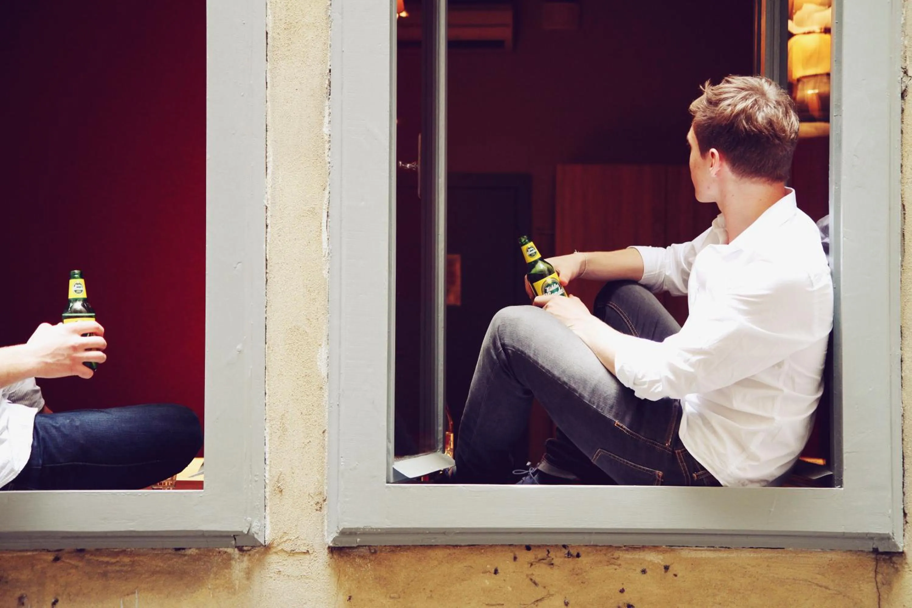 People in Saint SHERMIN bed breakfast & champagne