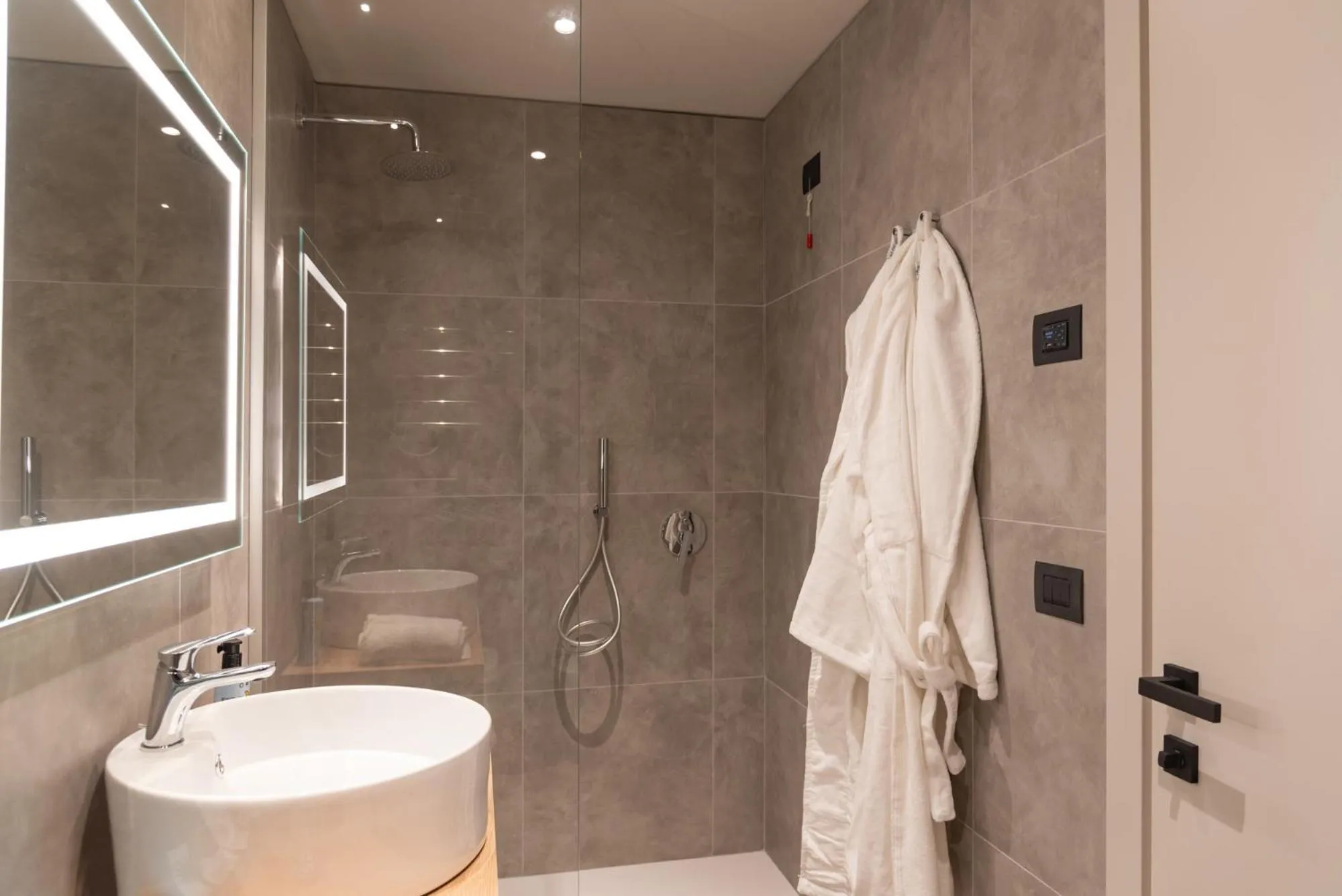 Shower in Modica Boutique Hotel