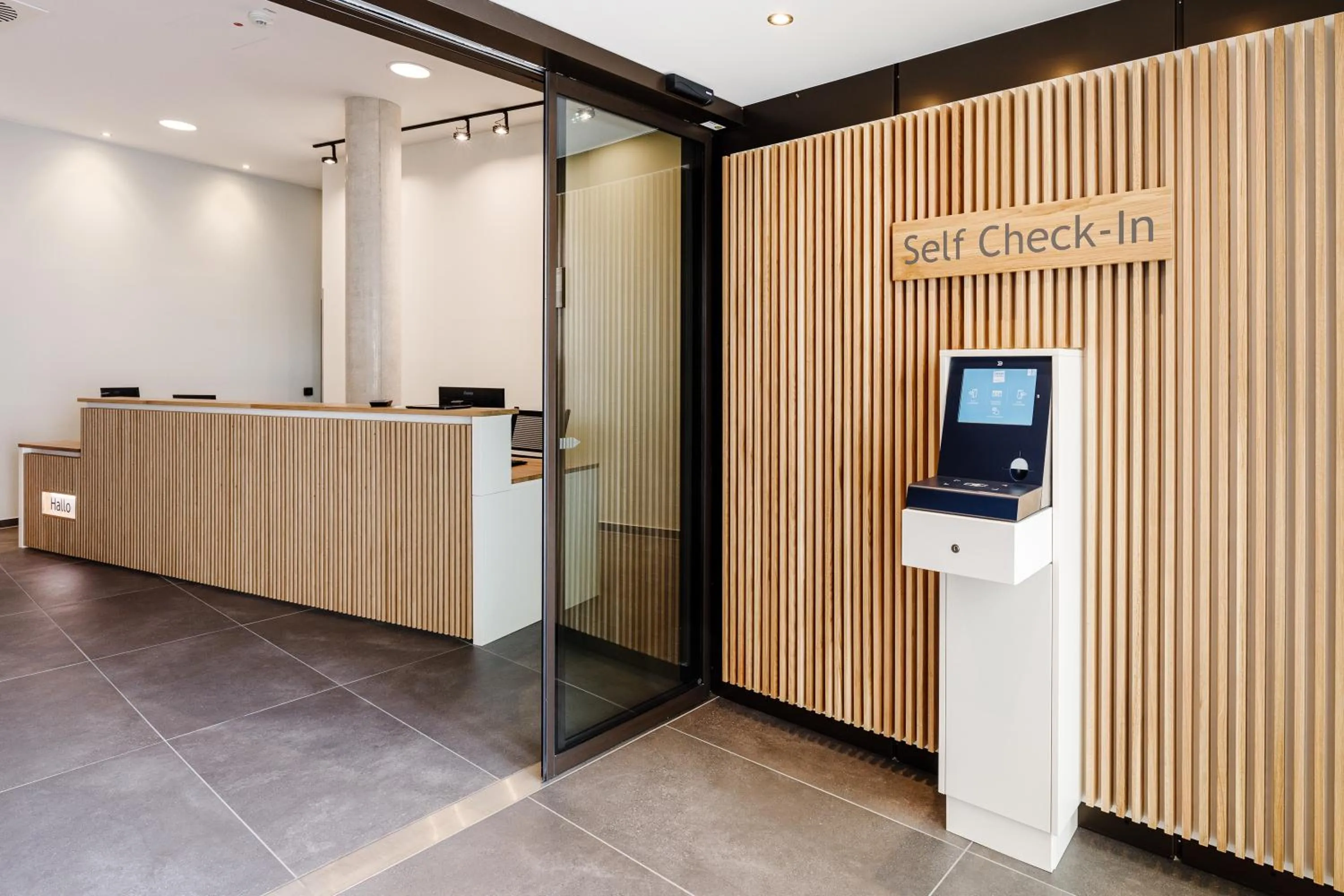 Facade/entrance in smartments Mannheim Hauptbahnhof