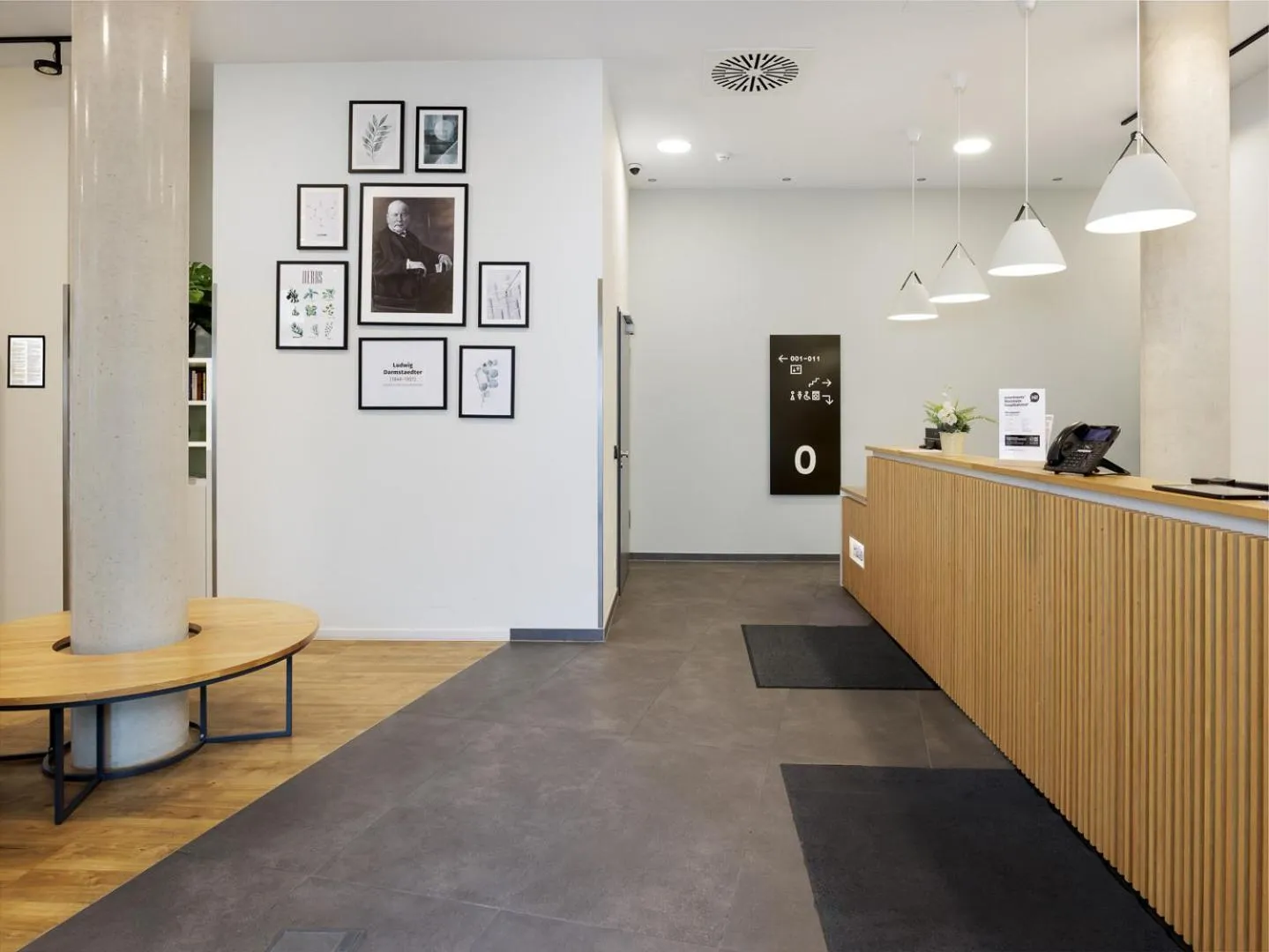 Lobby or reception in smartments Mannheim Hauptbahnhof