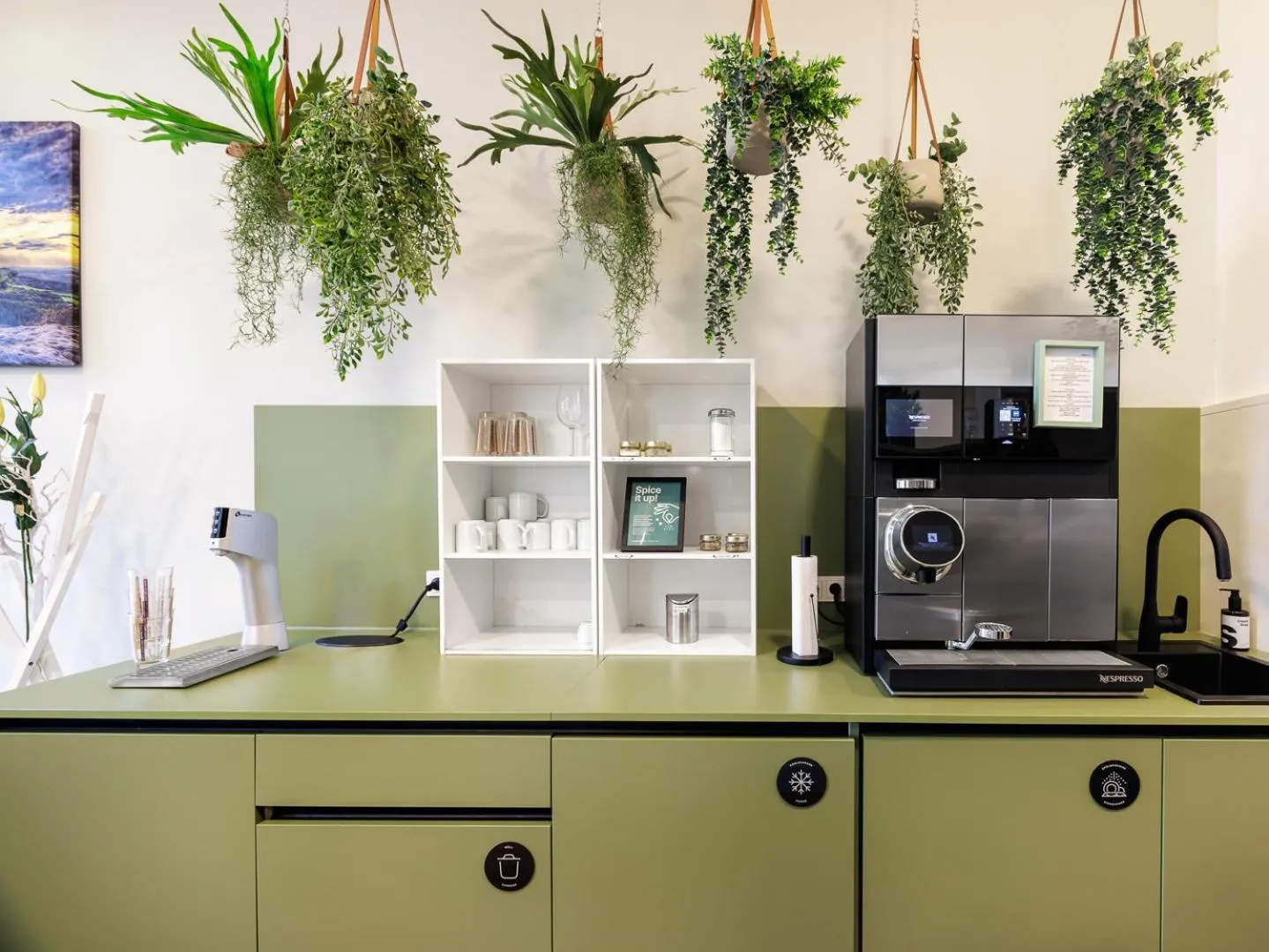 Communal kitchen in smartments Mannheim Hauptbahnhof