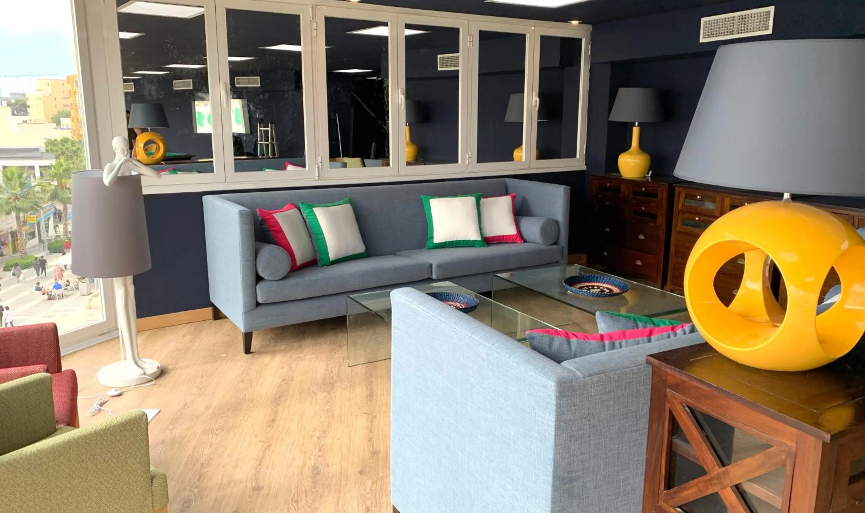 Communal lounge/ TV room in Hotel Ritual Sireno Torremolinos - Adults Only