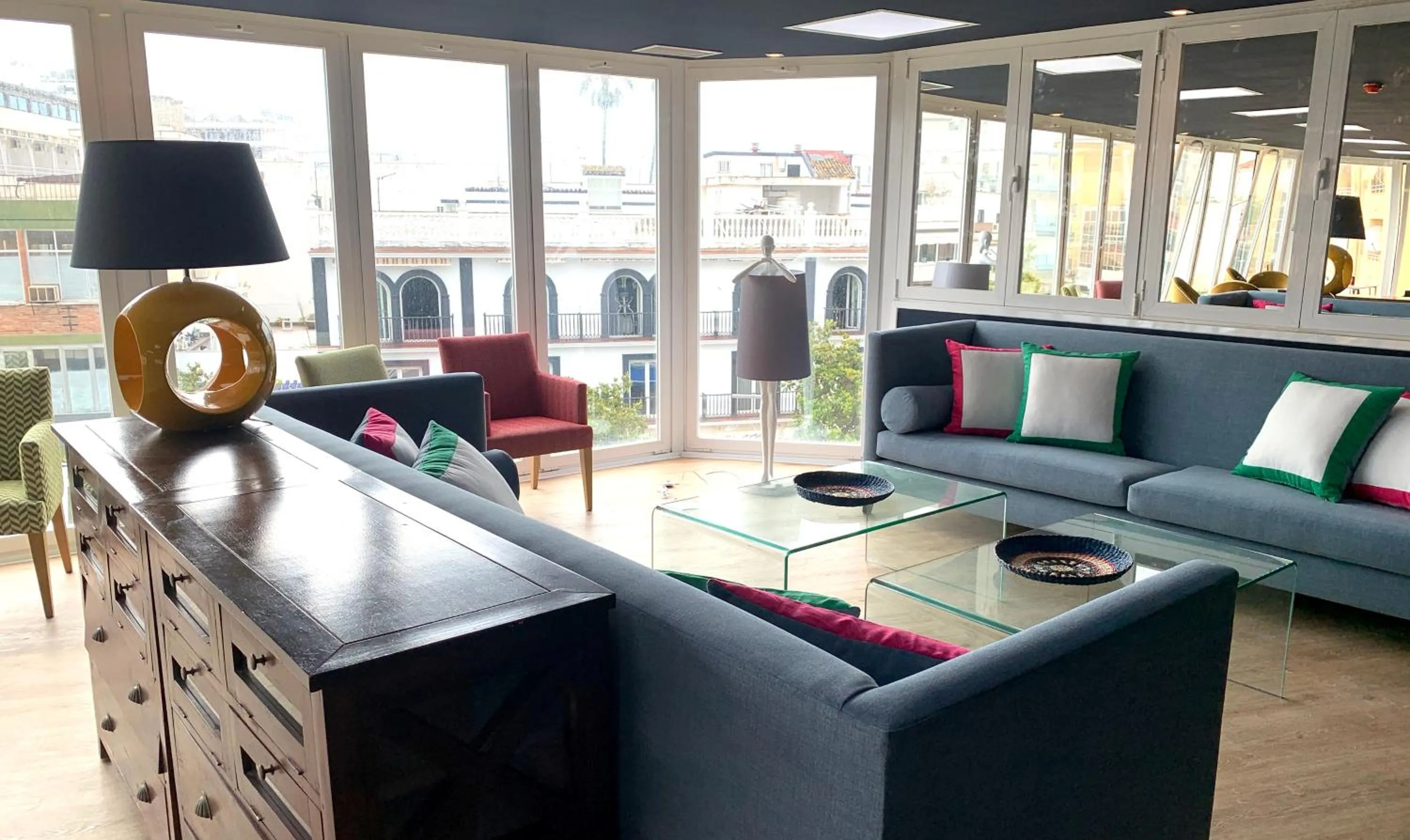 Communal lounge/ TV room in Hotel Ritual Sireno Torremolinos - Adults Only