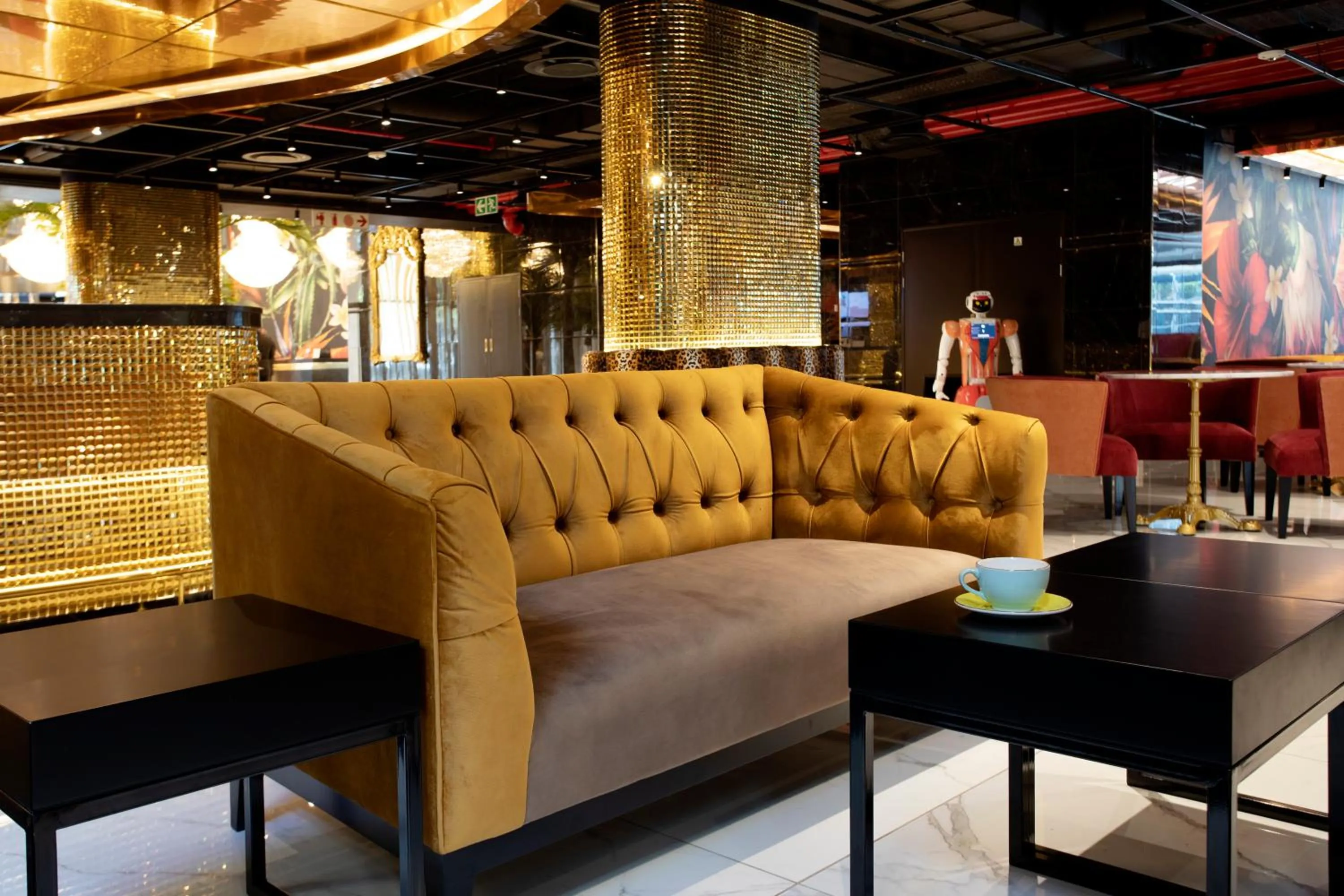 Lounge or bar in Hotel Sky Cape Town