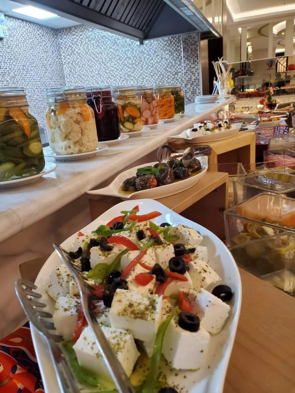 Restaurant/places to eat in Cheerful Al Waha Unayzah Hotel