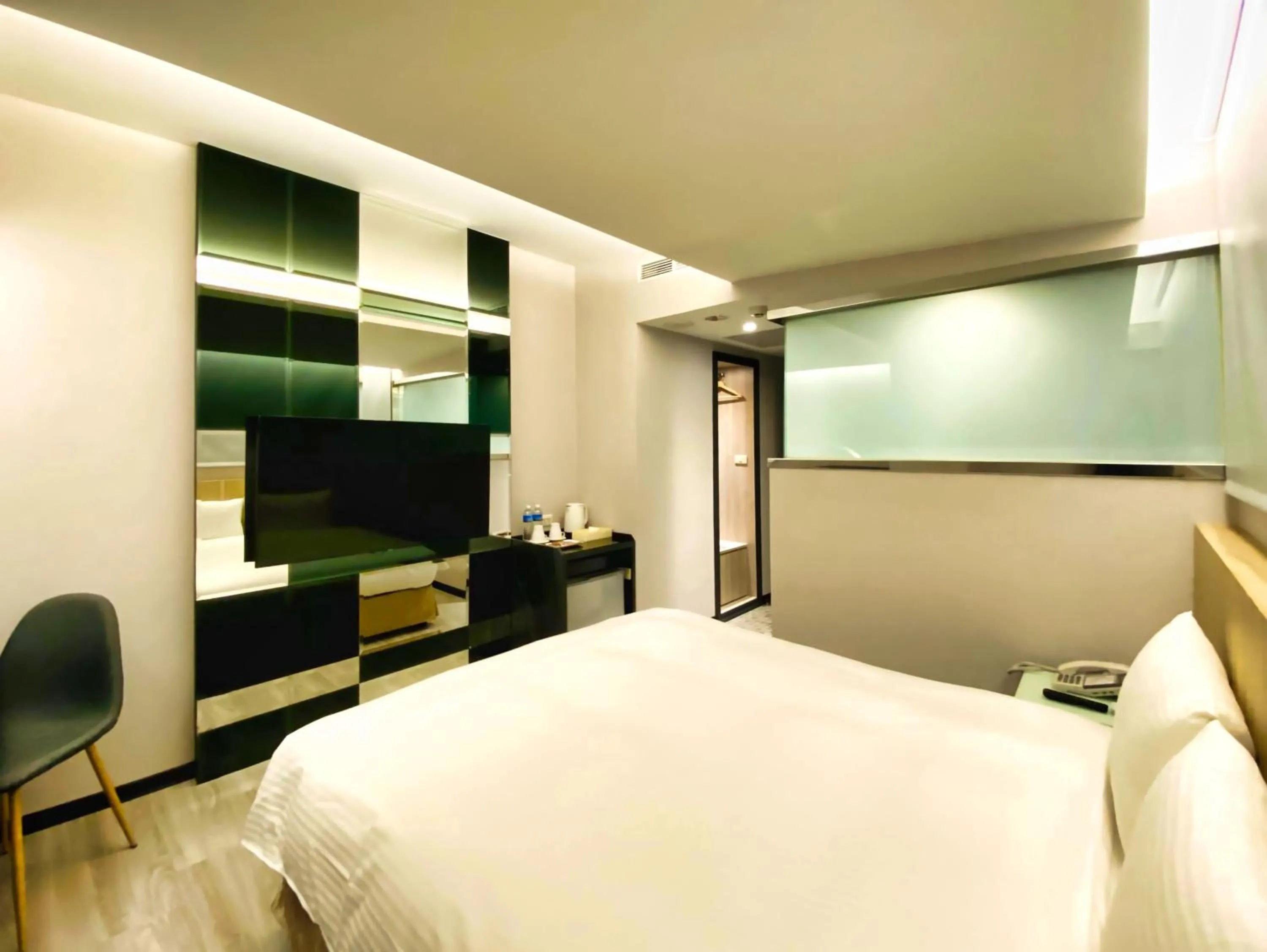Bed in Hub Hotel Ximen Inn
