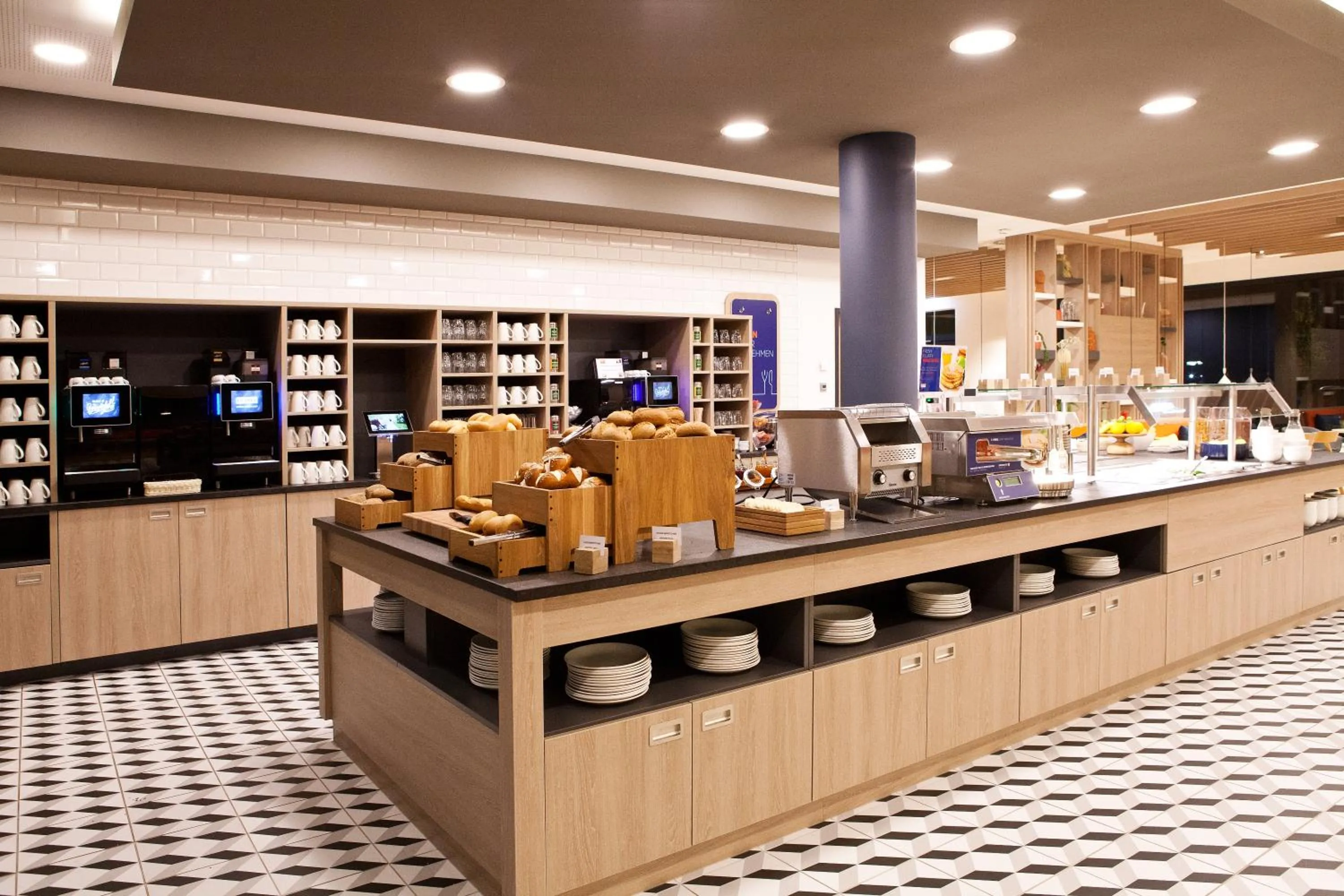 Breakfast in Holiday Inn Express - Lustenau