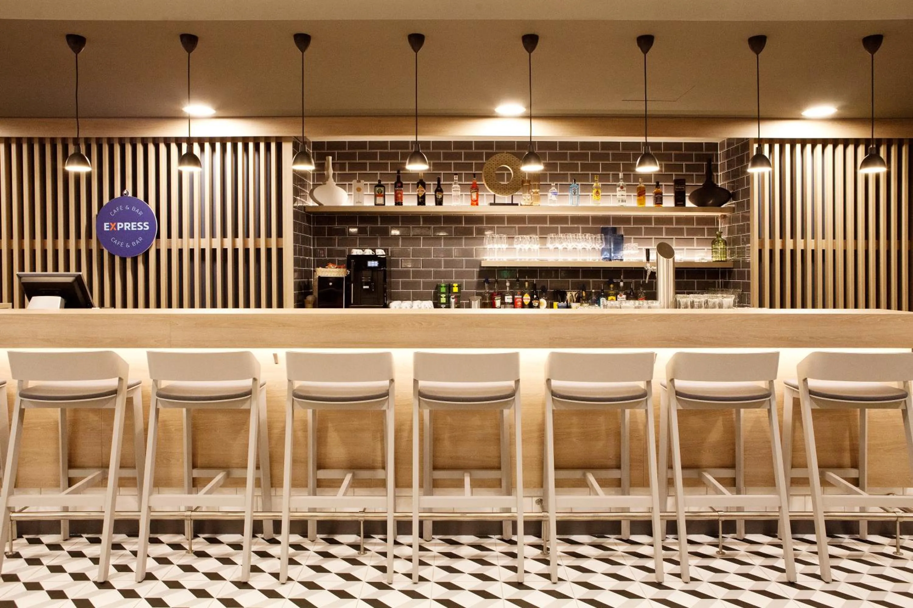 Lounge or bar in Holiday Inn Express - Lustenau