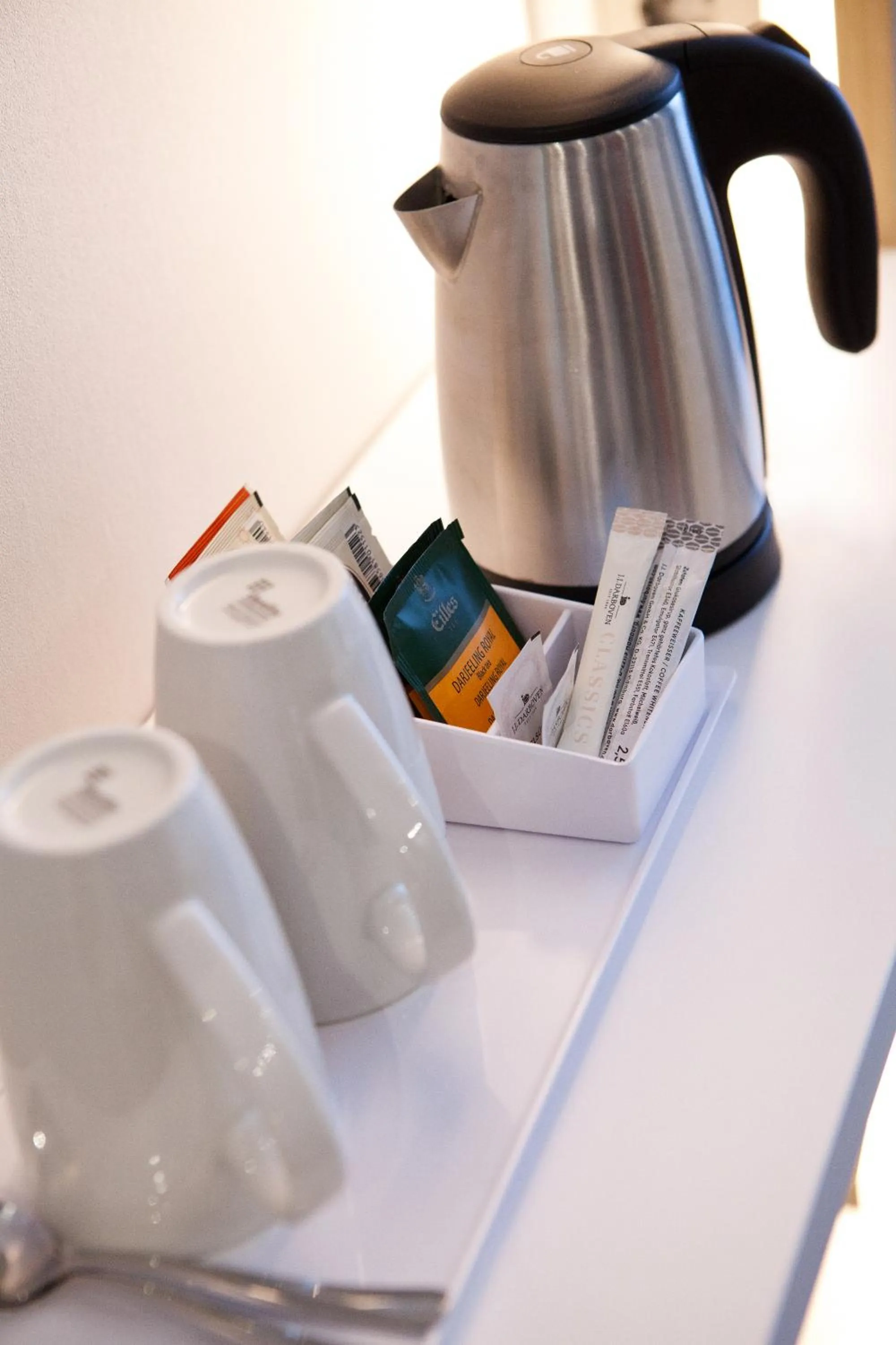 Coffee/tea facilities in Holiday Inn Express - Lustenau