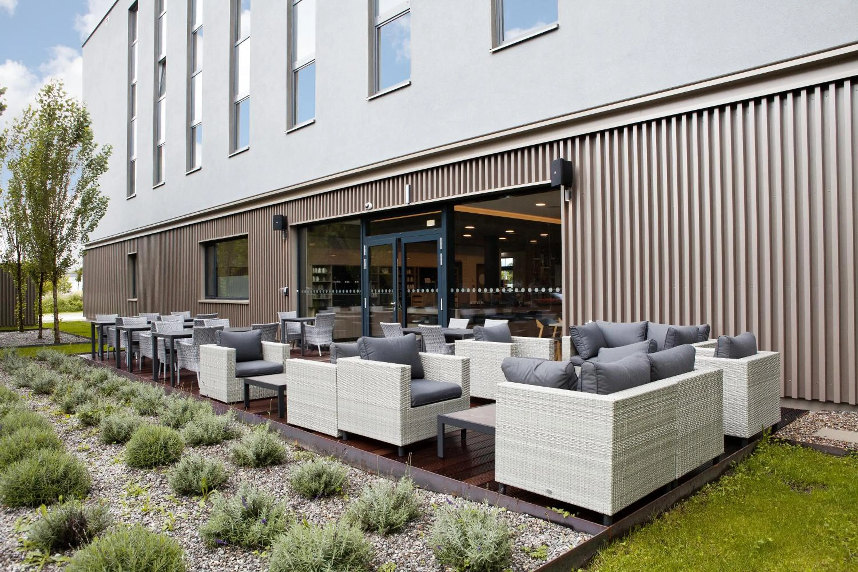 Patio in Holiday Inn Express - Lustenau