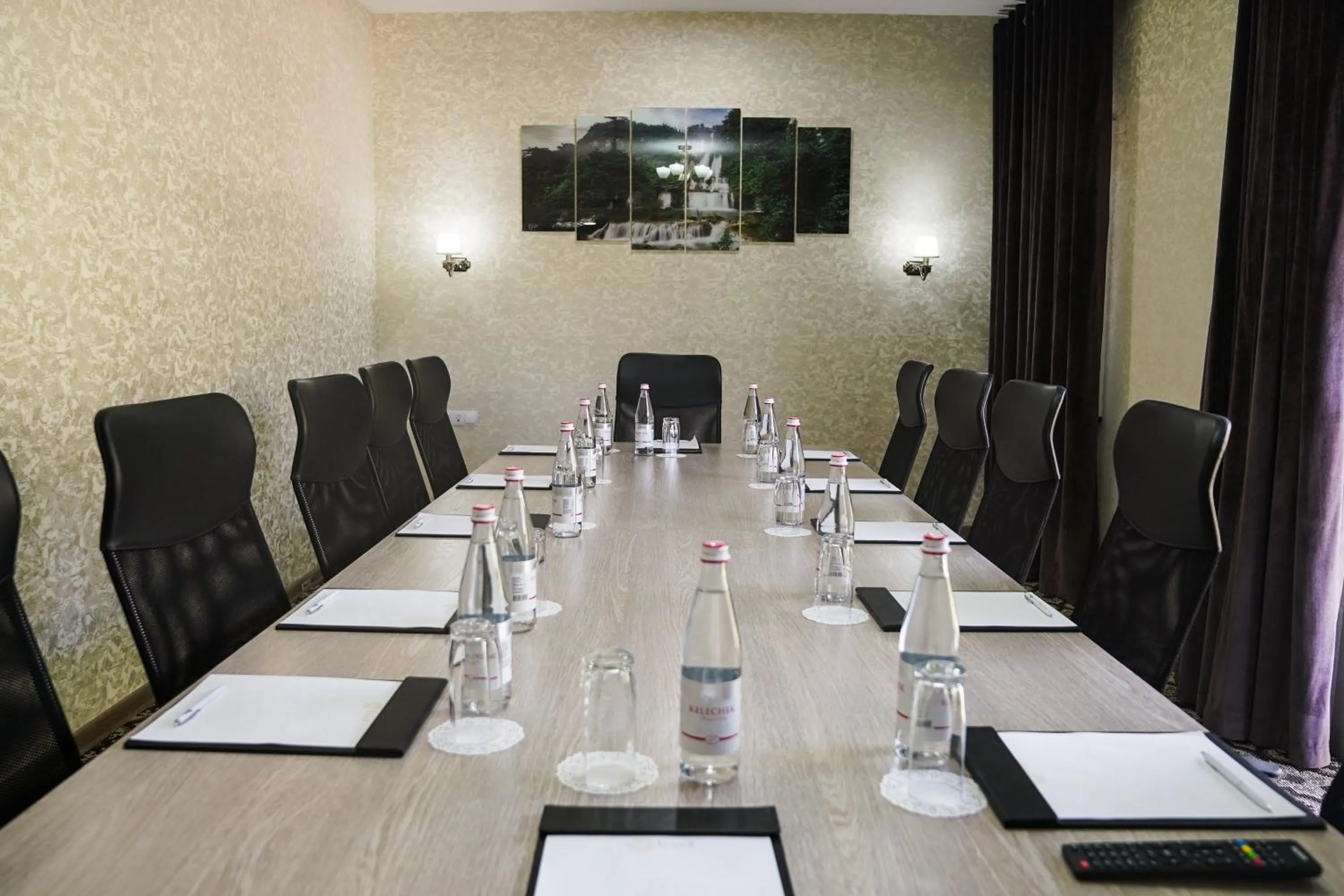 Meeting/conference room in Level Hotel