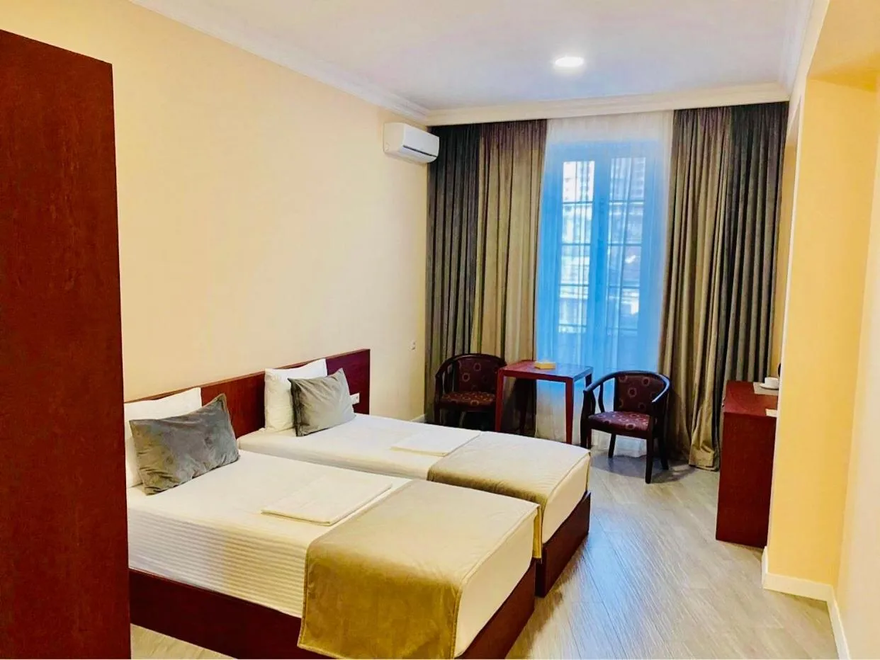 Bedroom, Bed in Grand Fortune Hotel