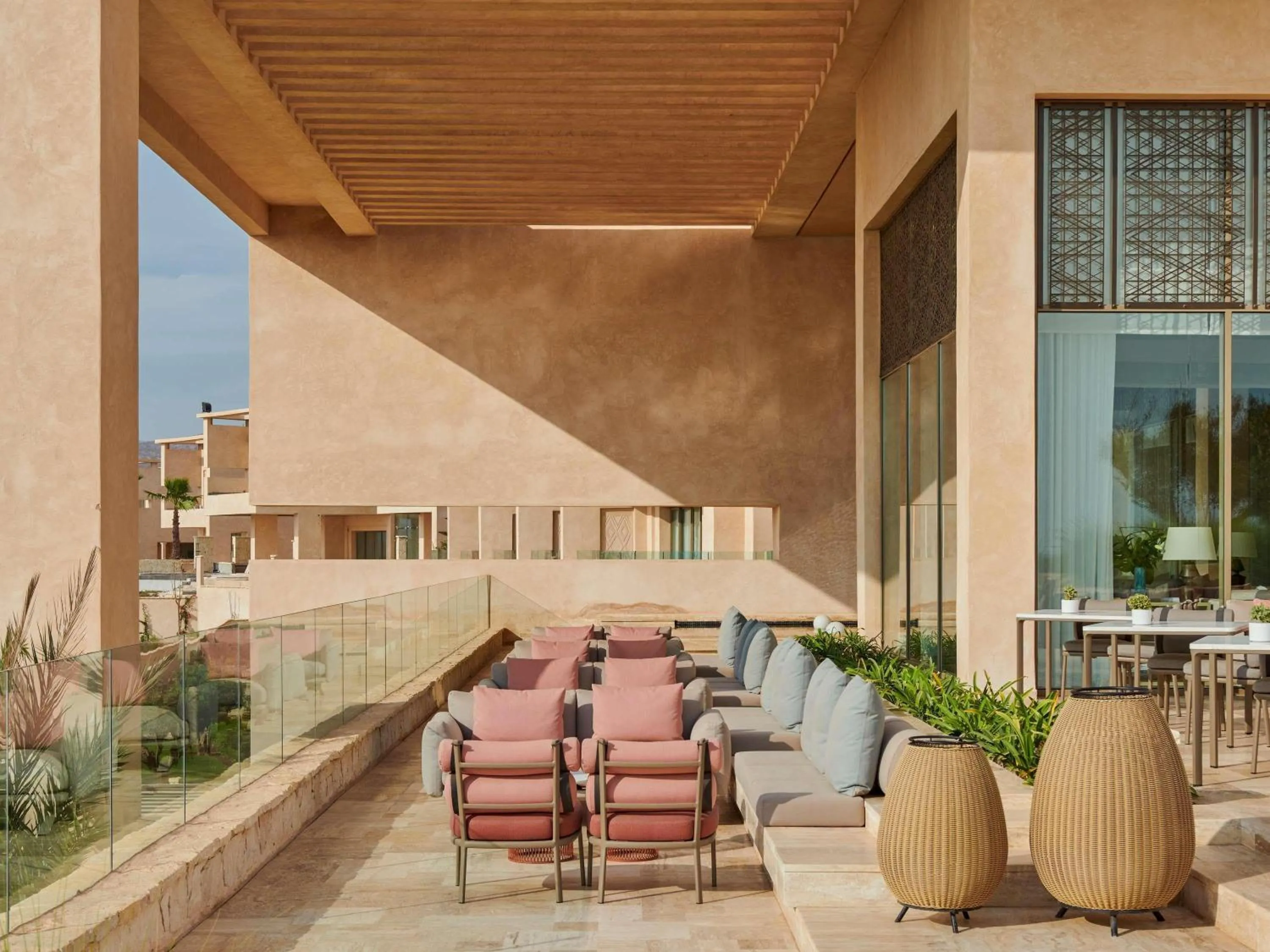 Lounge or bar in Fairmont Taghazout Bay