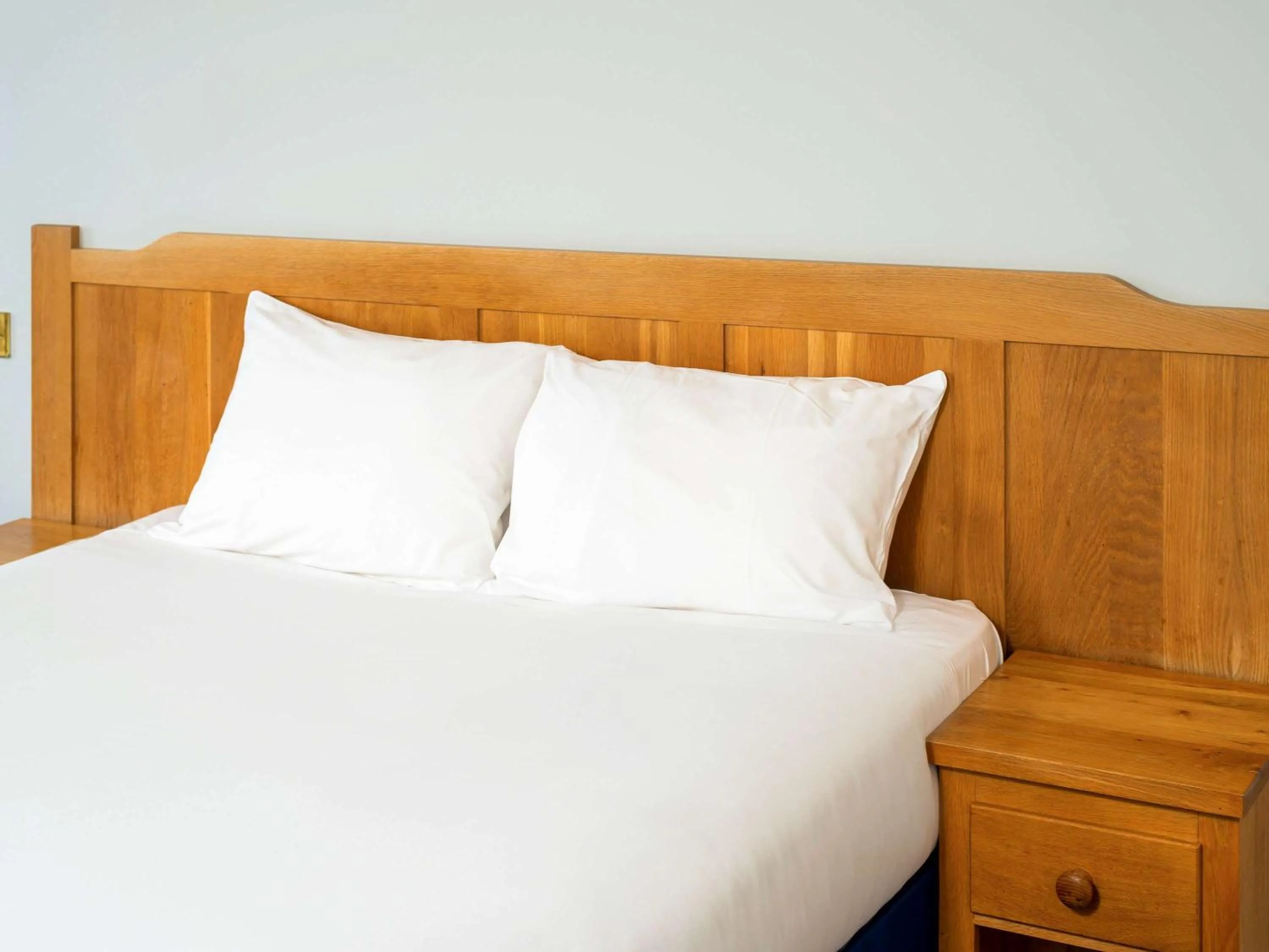 Photo of the whole room in Ibis Budget Bromsgrove