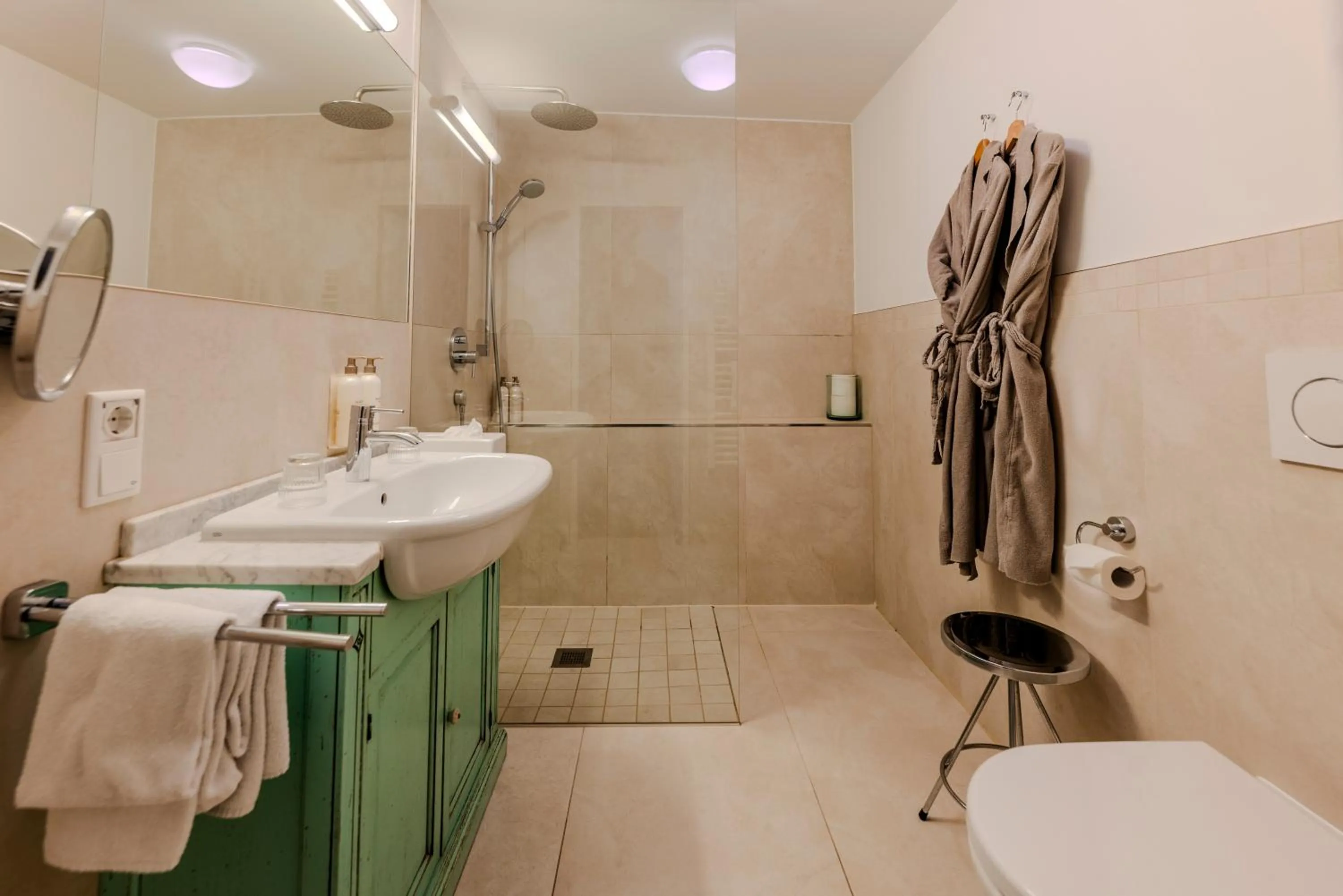 Shower in Boutiquehotel Amadeus