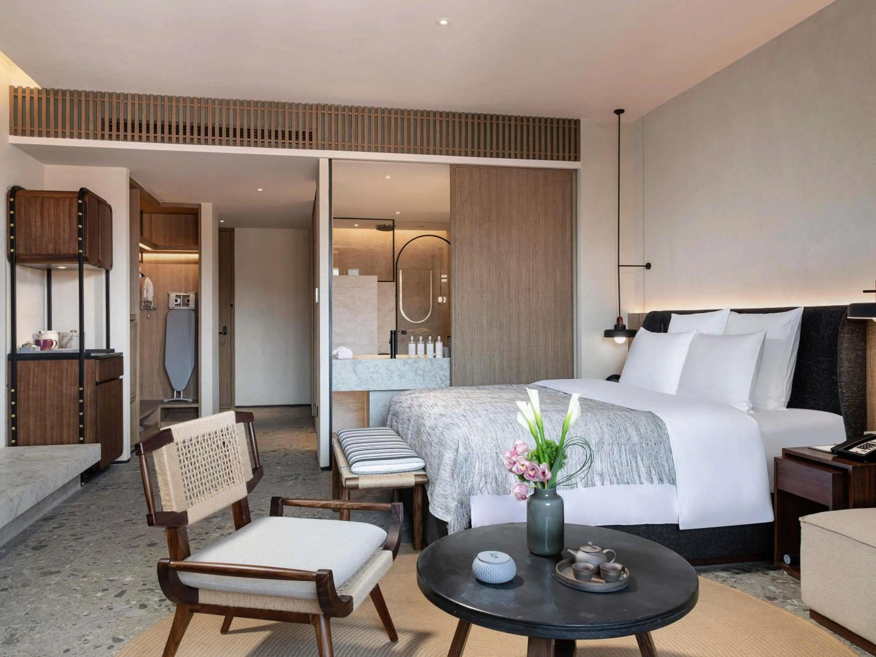 Bedroom in DongFengYun Hotel Mi'Le - MGallery Collection