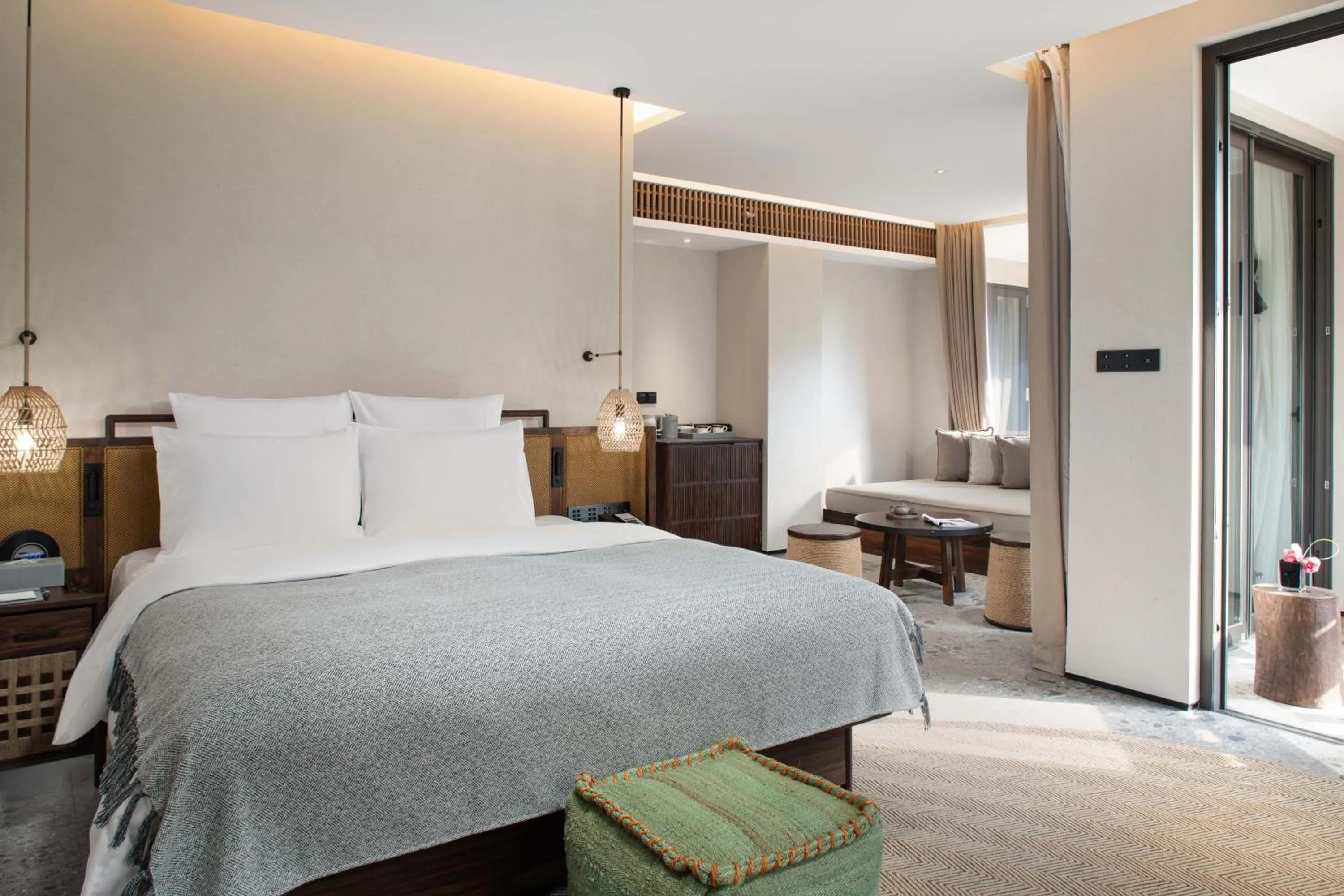 Bed in DongFengYun Hotel Mi'Le - MGallery Collection