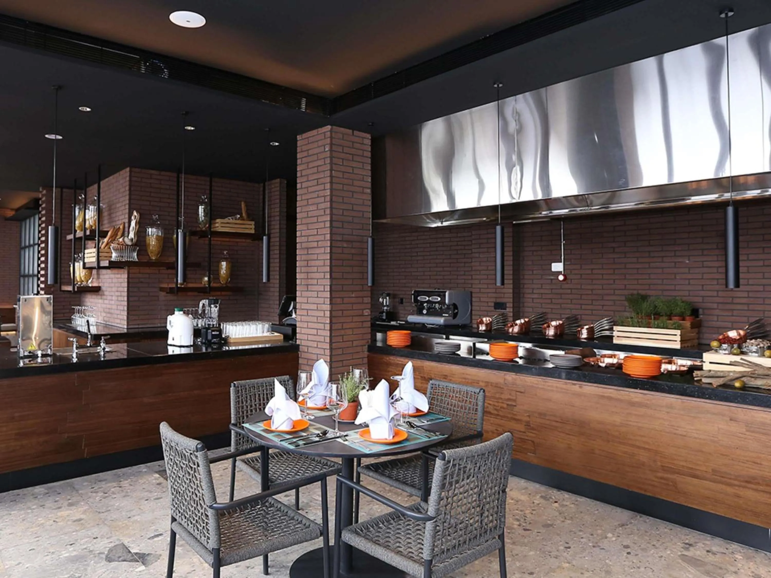 Lounge or bar in DongFengYun Hotel Mi'Le - MGallery Collection