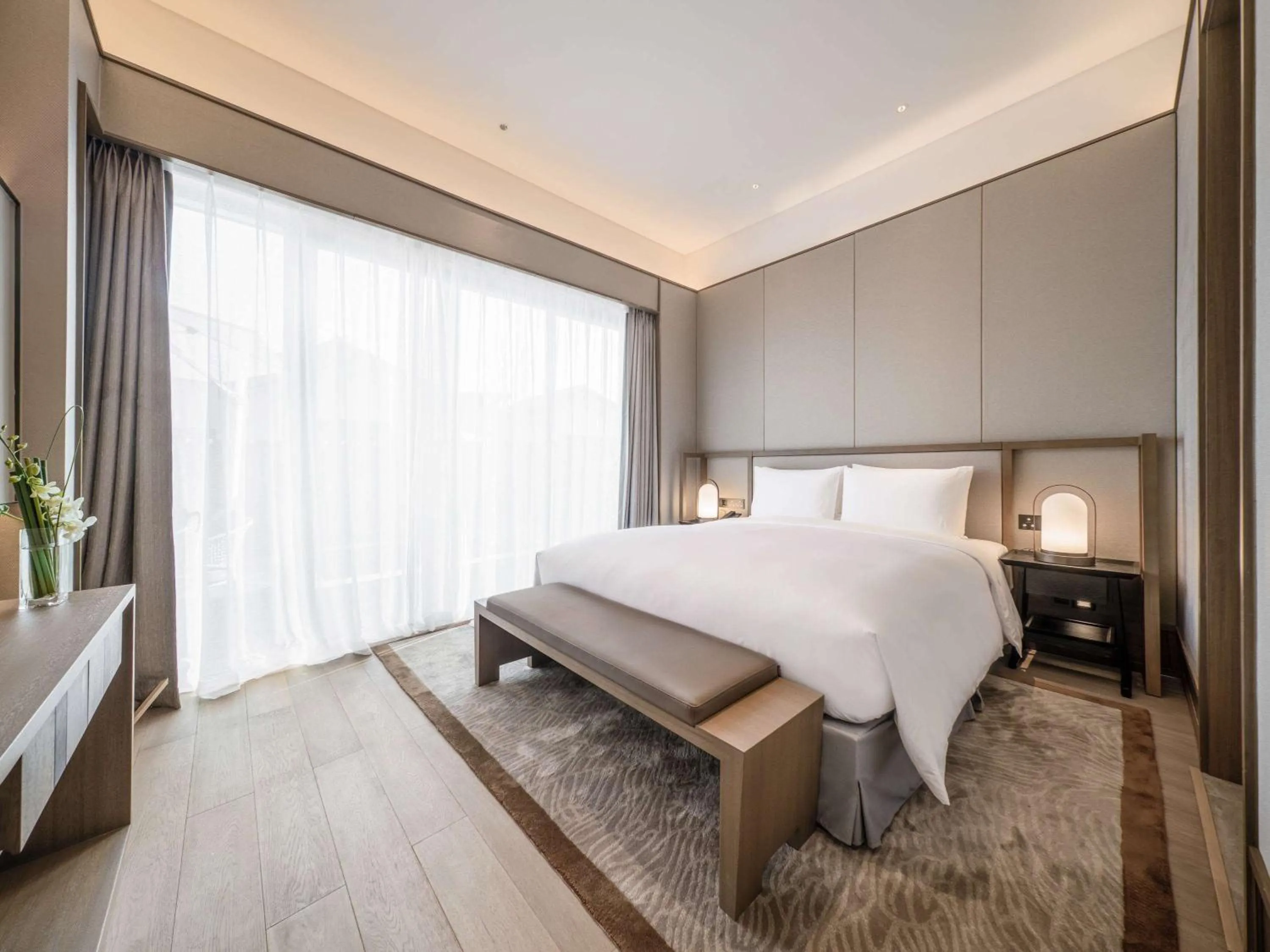 Photo of the whole room, Bed in Ocean Spring Resort Chengdu - MGallery Collection