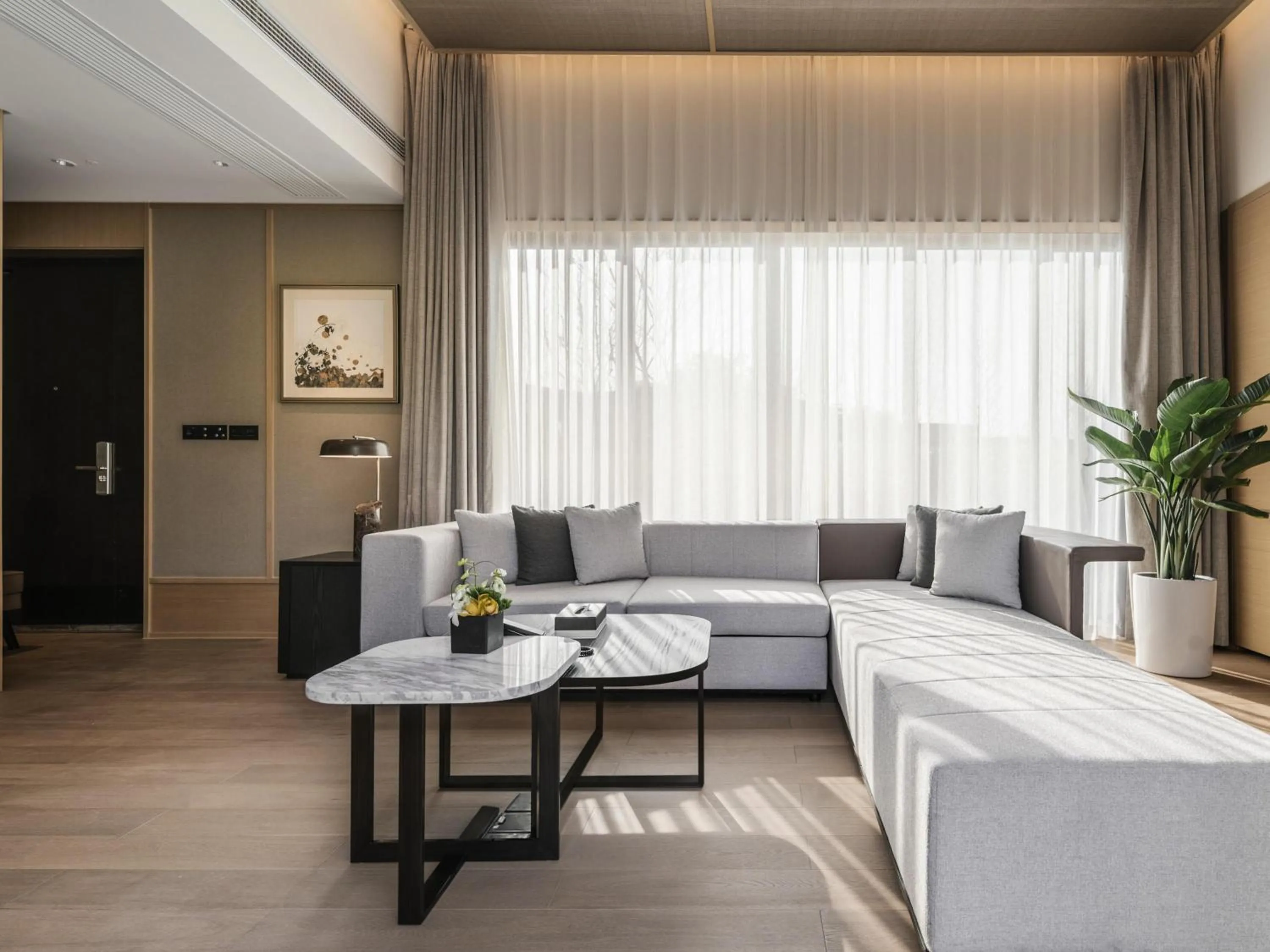 Bedroom in Ocean Spring Resort Chengdu - MGallery Collection