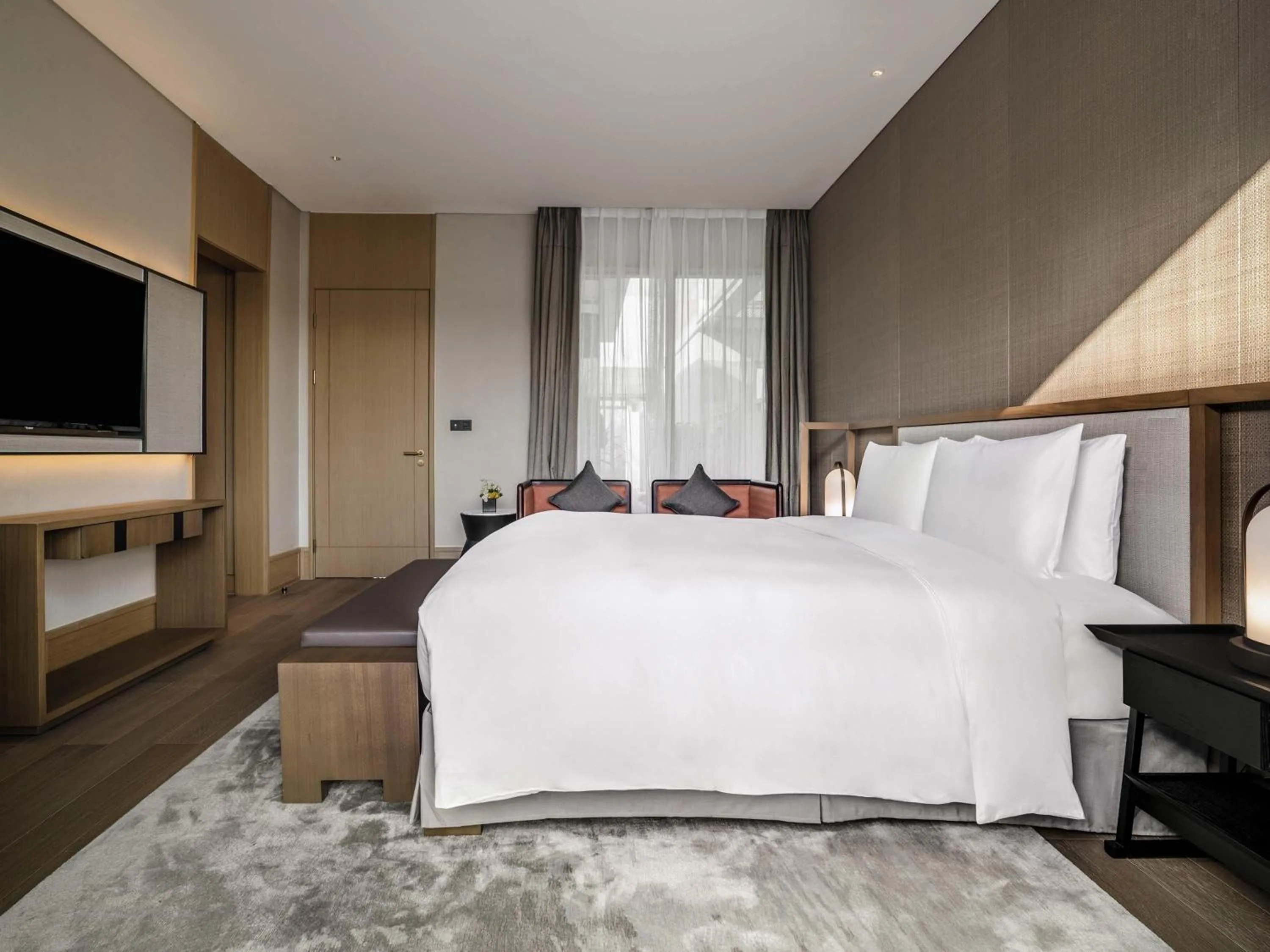 Bedroom, Bed in Ocean Spring Resort Chengdu - MGallery Collection