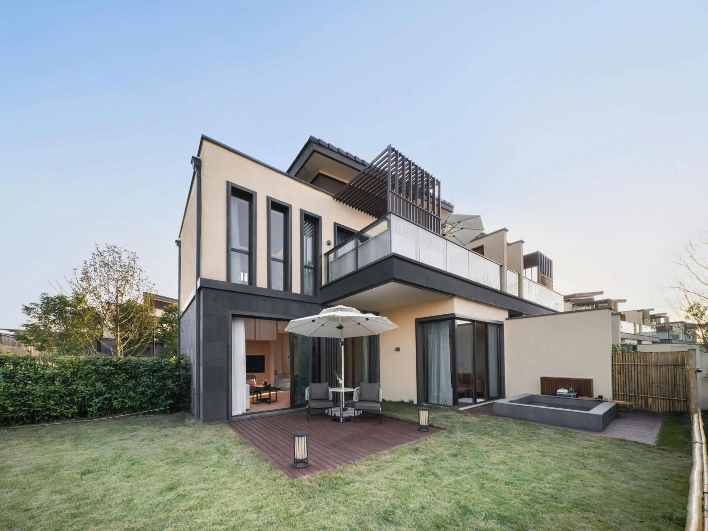 Property building in Ocean Spring Resort Chengdu - MGallery Collection