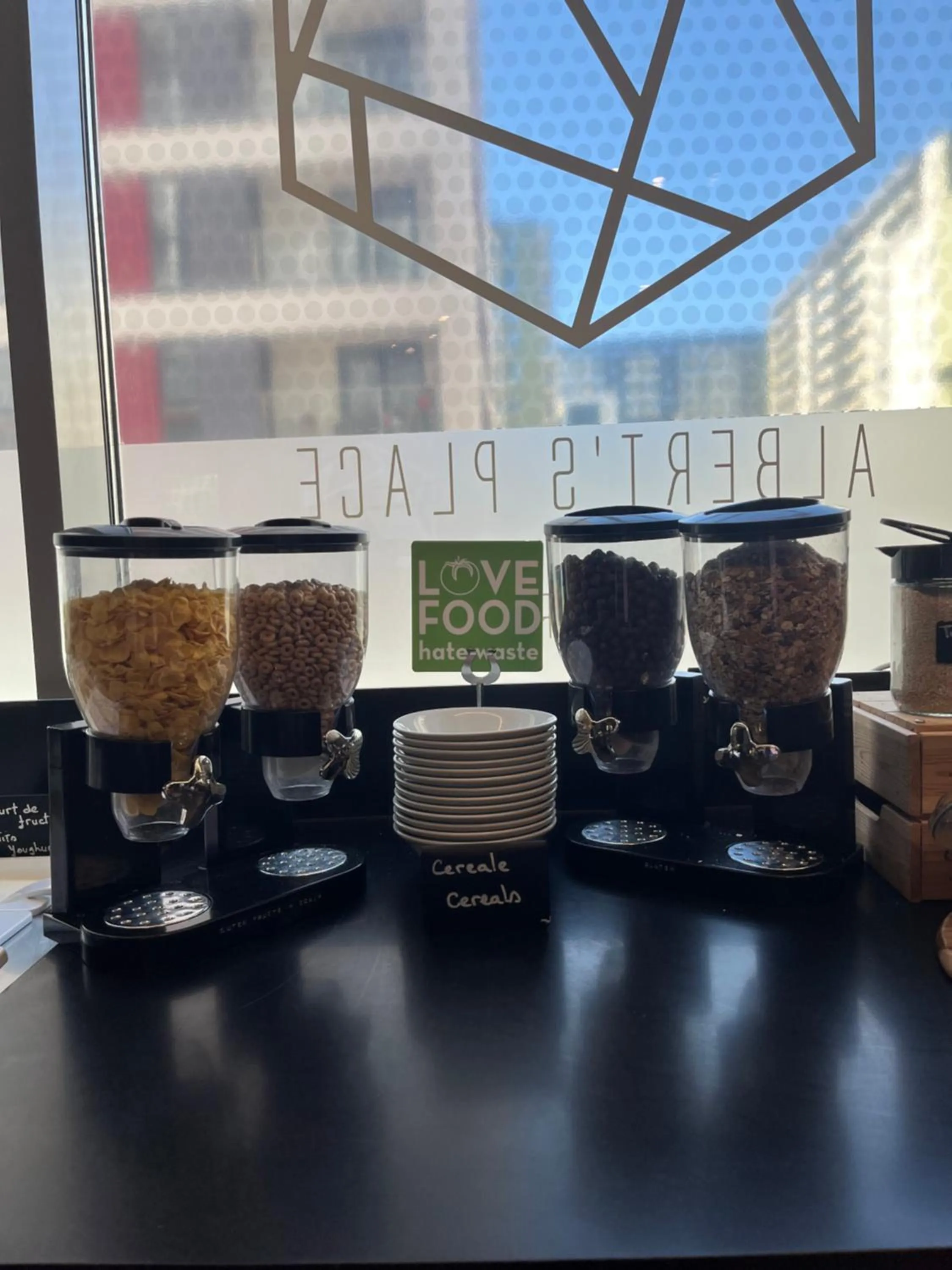 Food and drinks in ibis Bucharest Politehnica