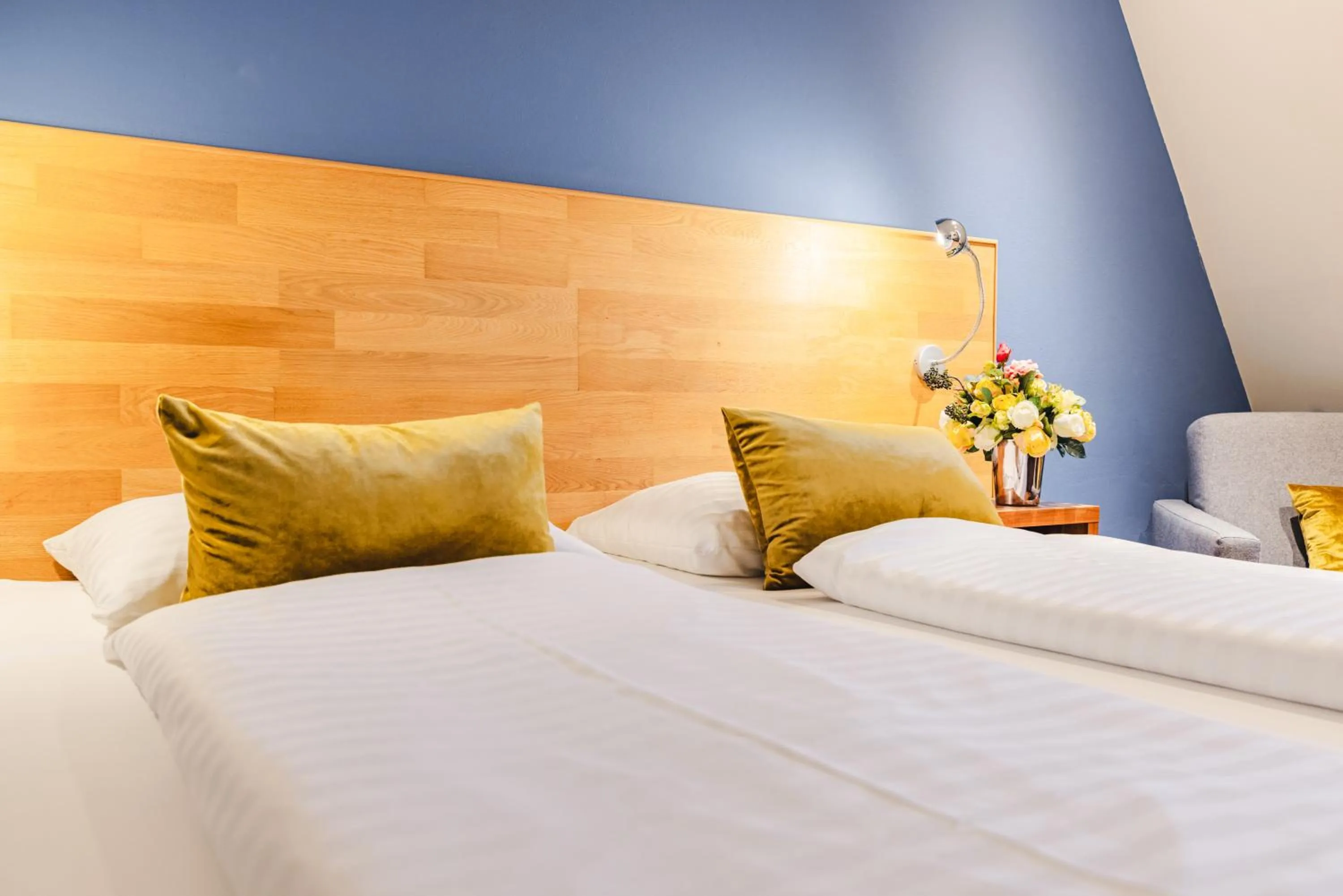 Bedroom, Bed in Hotel Kaiserhof