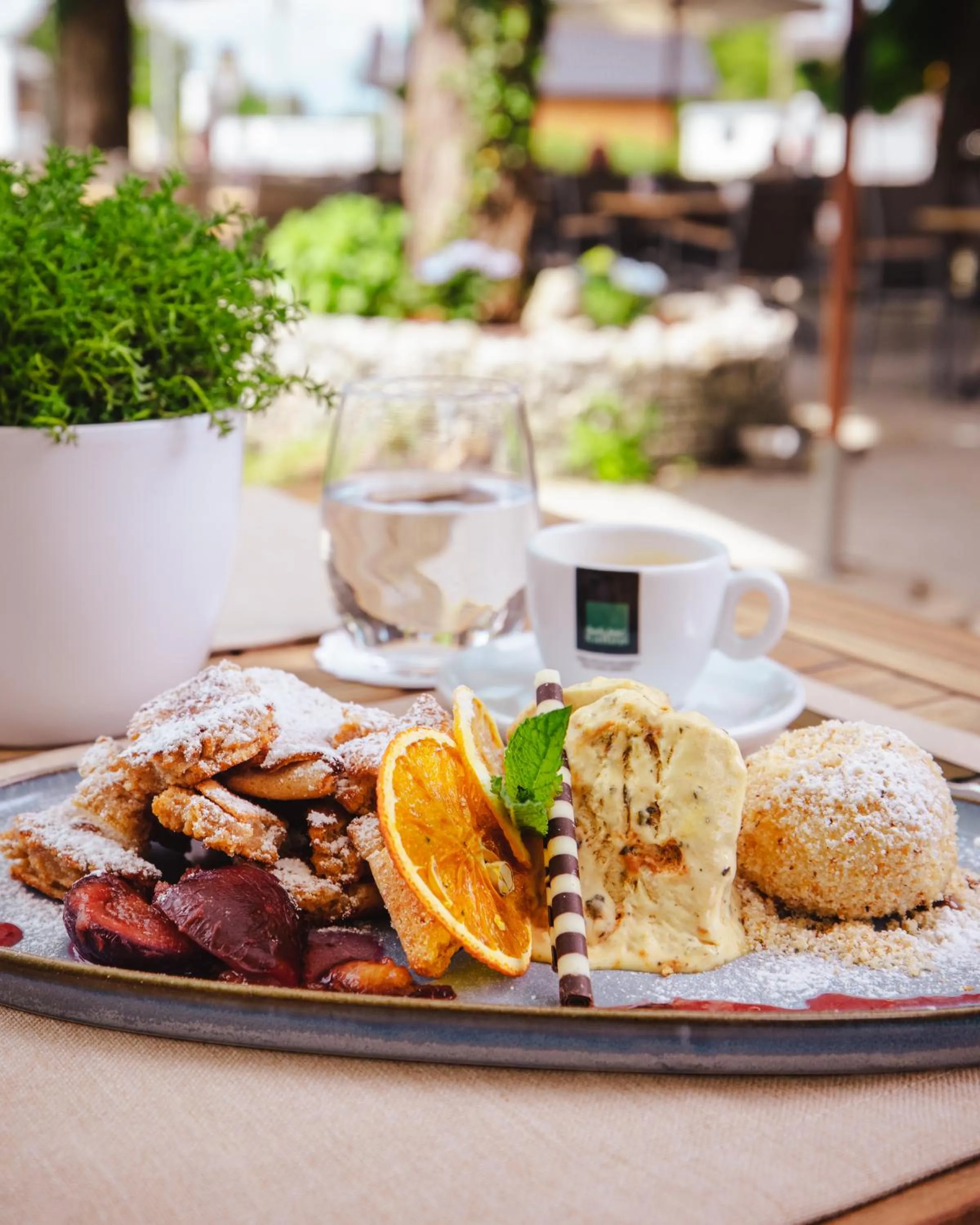 Food and drinks in Hotel Kaiserhof