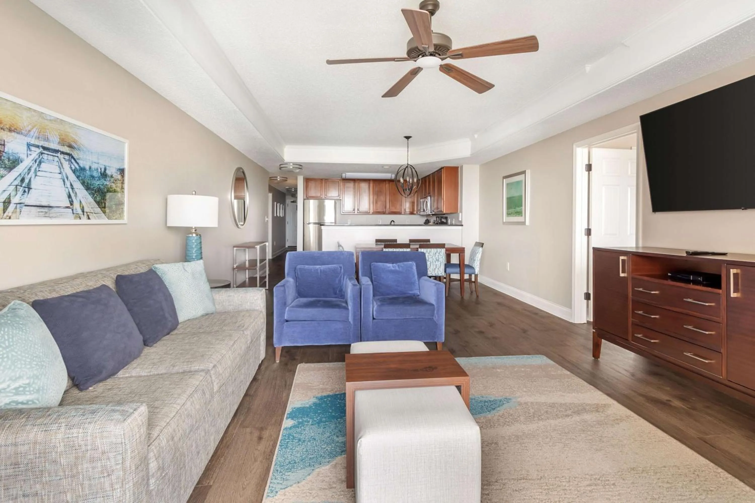 Living room in Hilton Grand Vacations Club Anderson Ocean Myrtle Beach