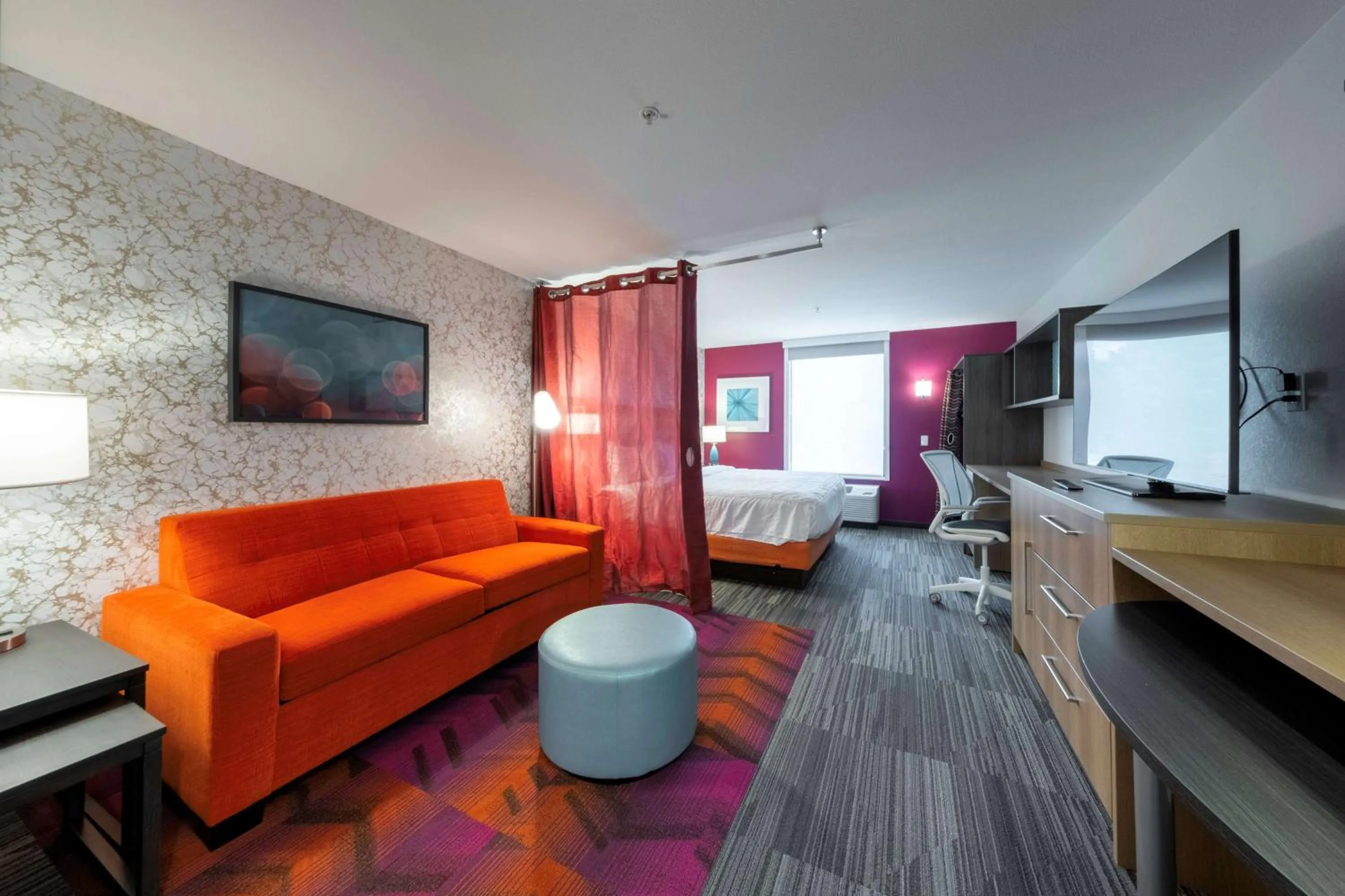 Bedroom in Home2 Suites By Hilton Portland Hillsboro